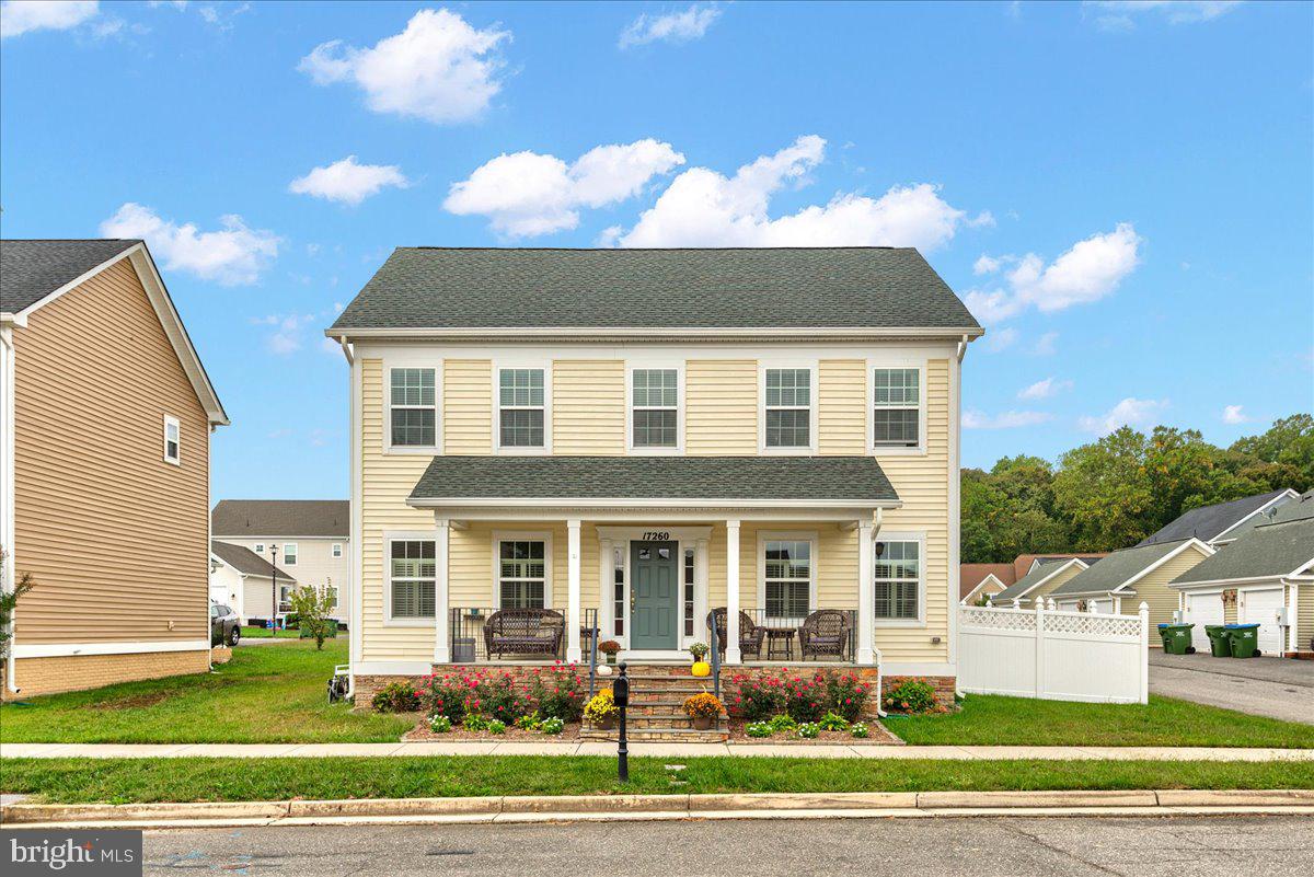 LADYSMITH VILLAGE - Residential