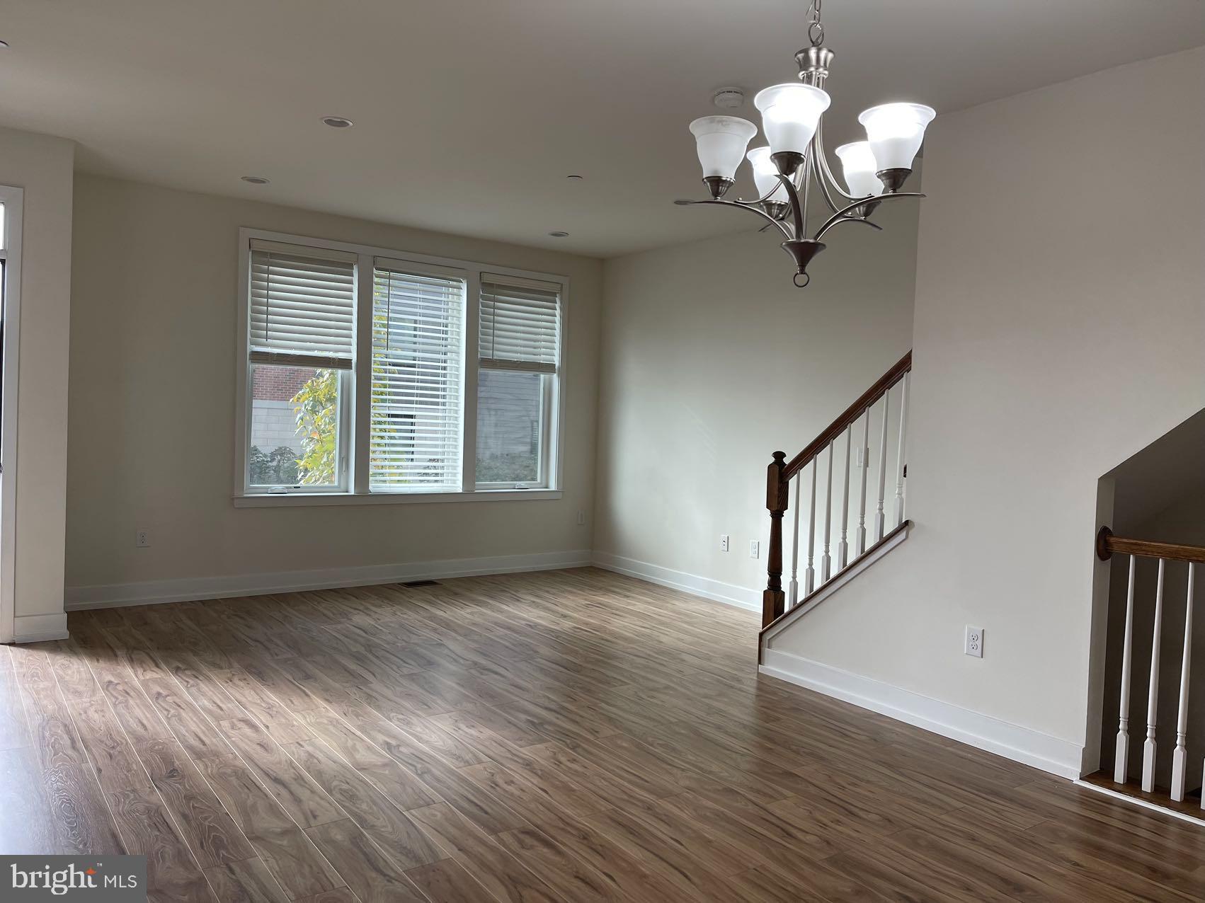 BROWNSTONES AT VF - Residential Lease