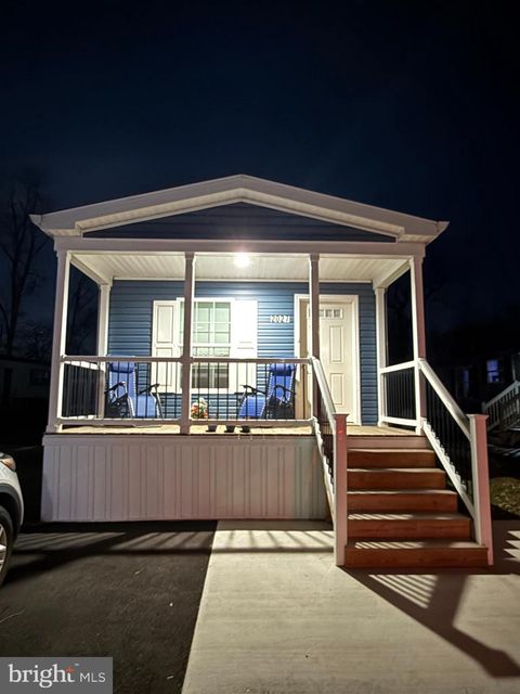 2027 BEATTY DRIVE MORRISVILLE PA 19067