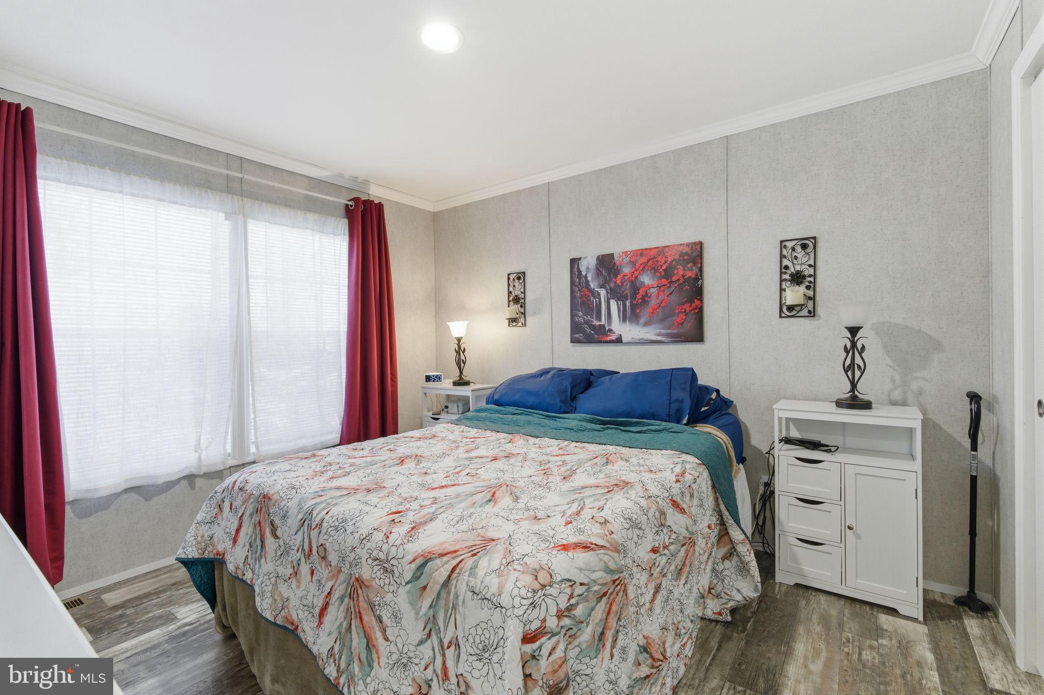 PENNWOOD CROSSING - Residential