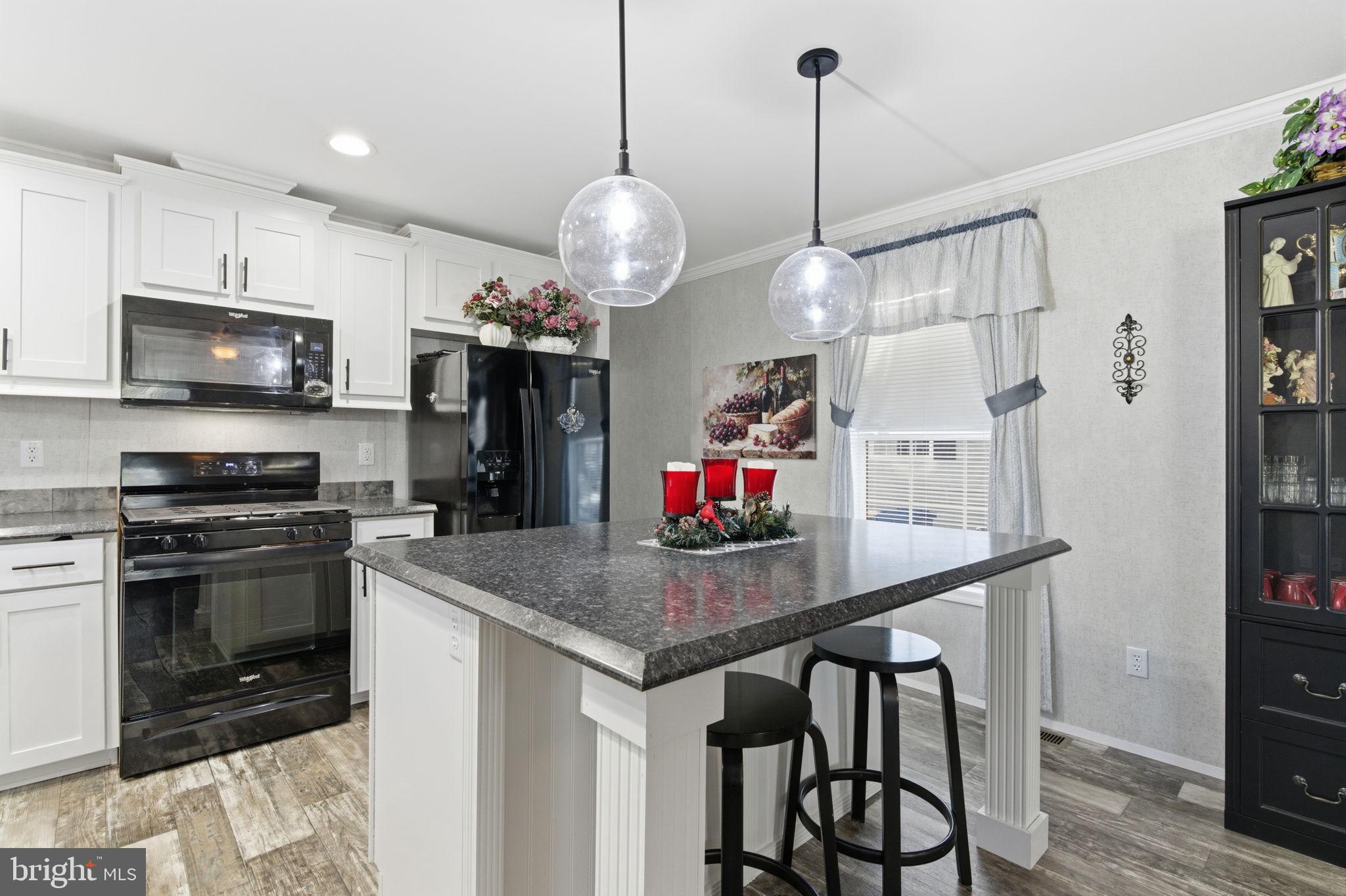 PENNWOOD CROSSING - Residential