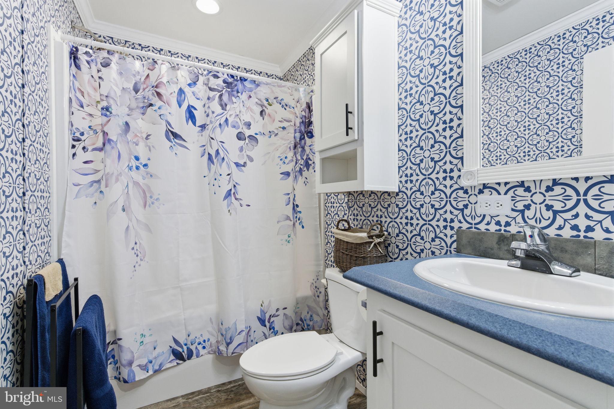 PENNWOOD CROSSING - Residential