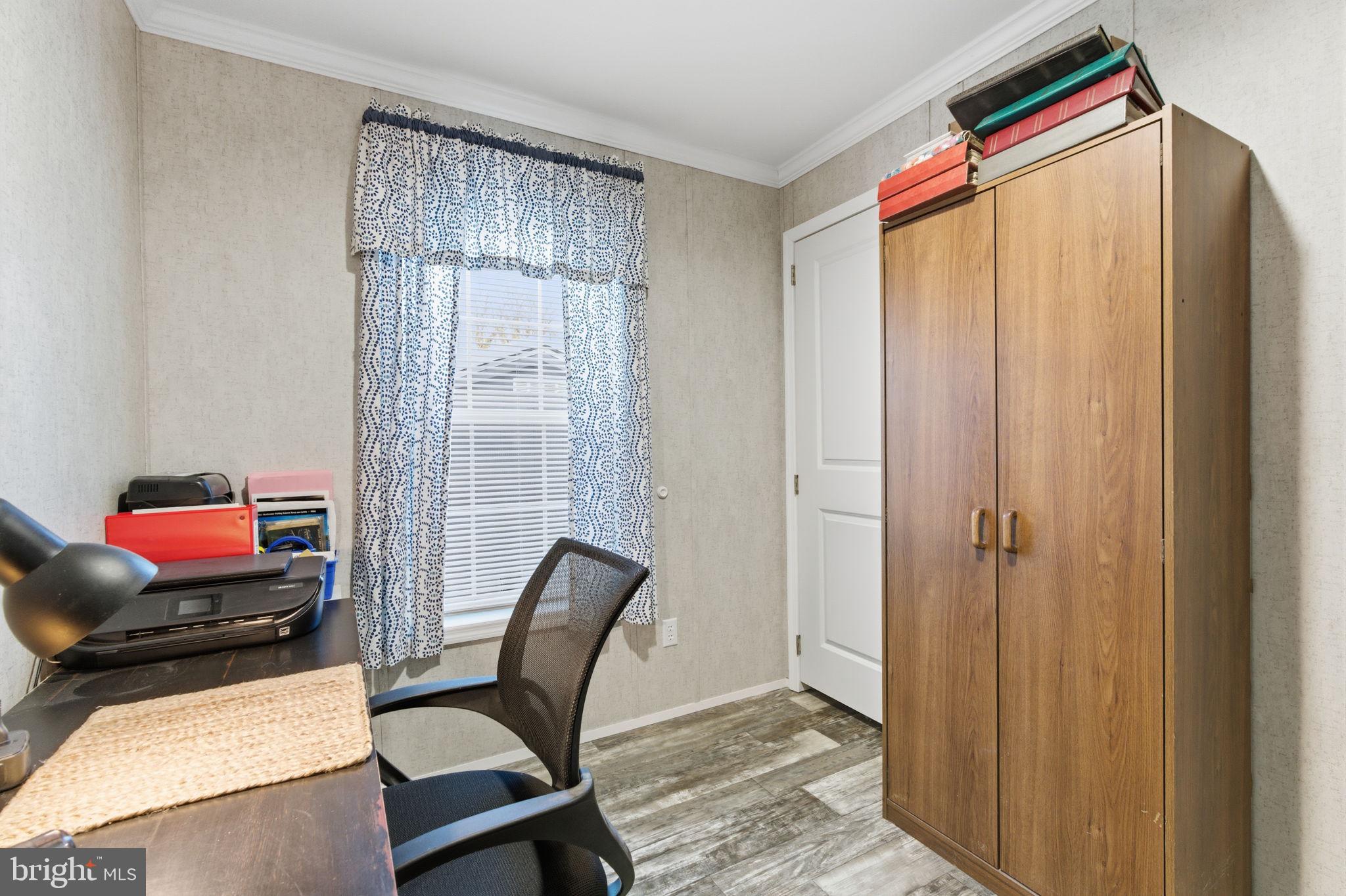 PENNWOOD CROSSING - Residential