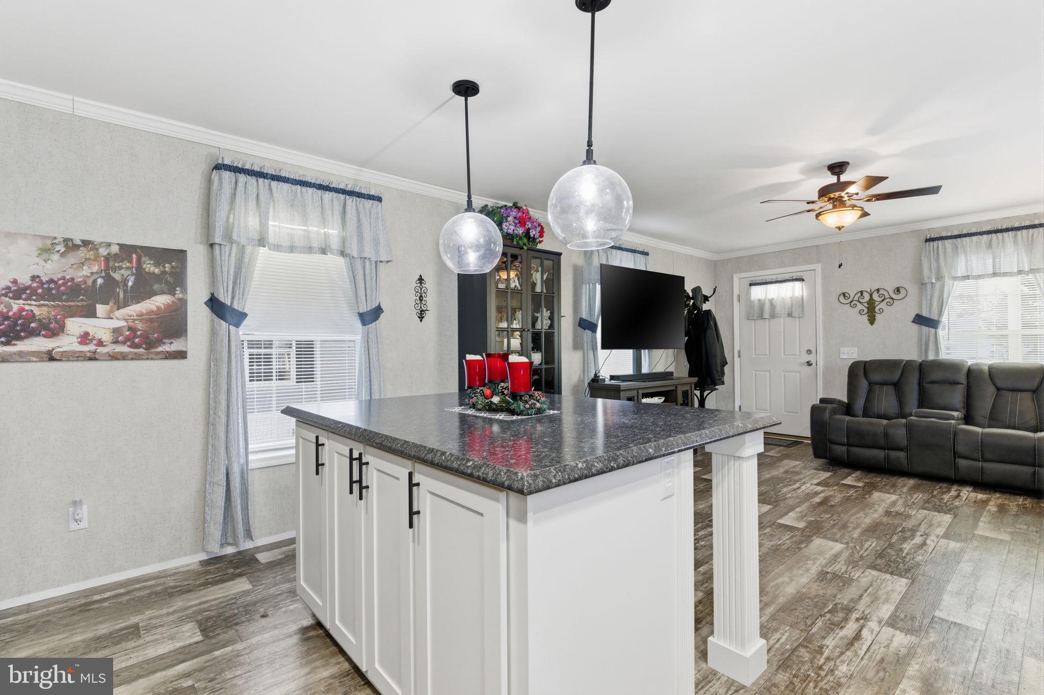 PENNWOOD CROSSING - Residential