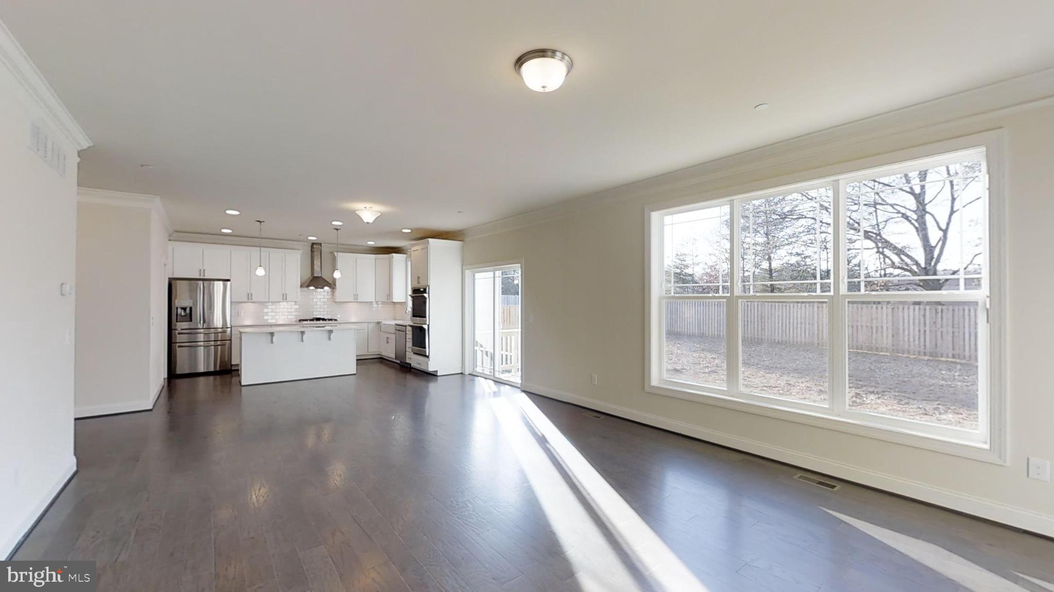 1094 LINDEN TREE DRIVE - TAFT MODEL