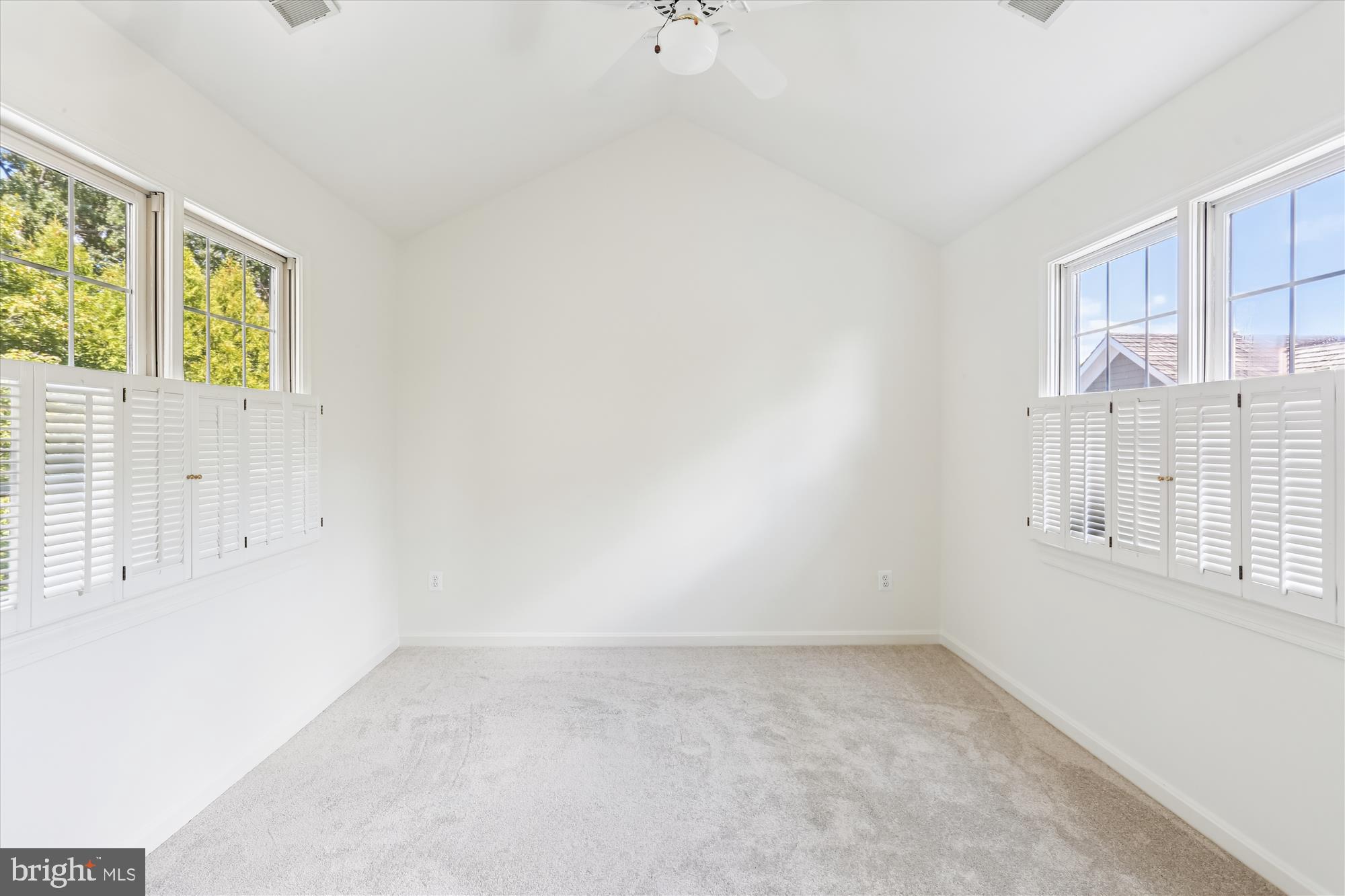 KENTLANDS - Residential