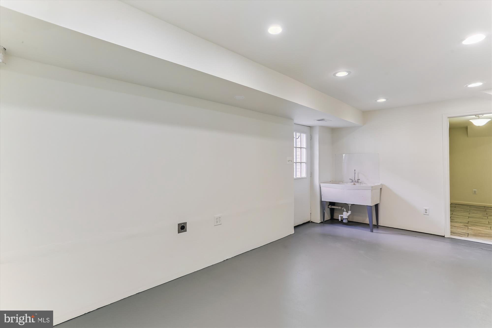 KENTLANDS - Residential