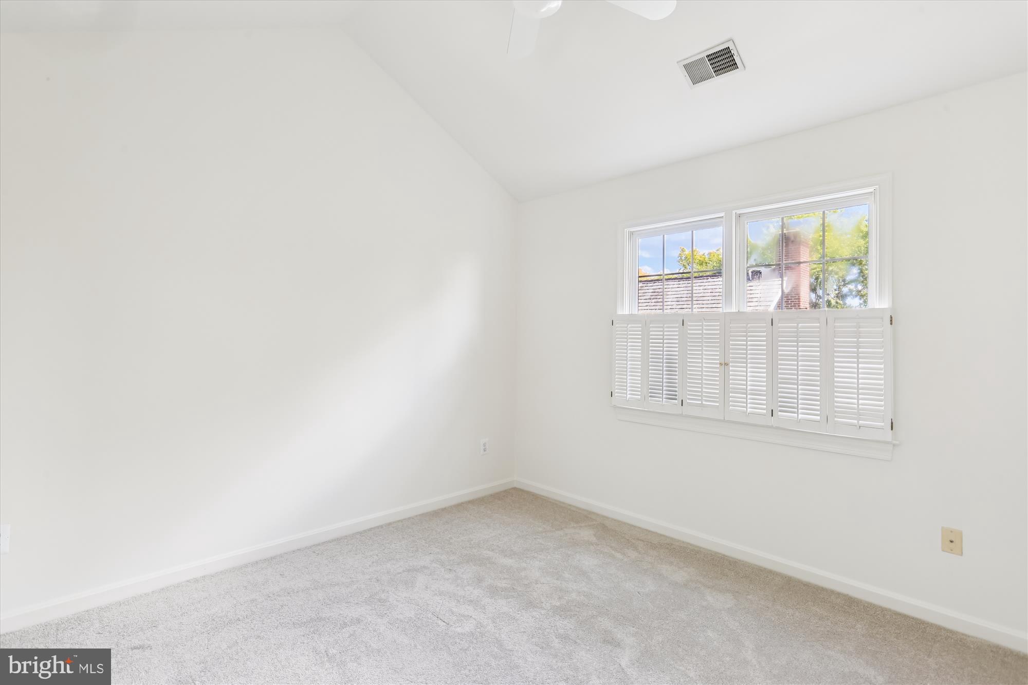 KENTLANDS - Residential