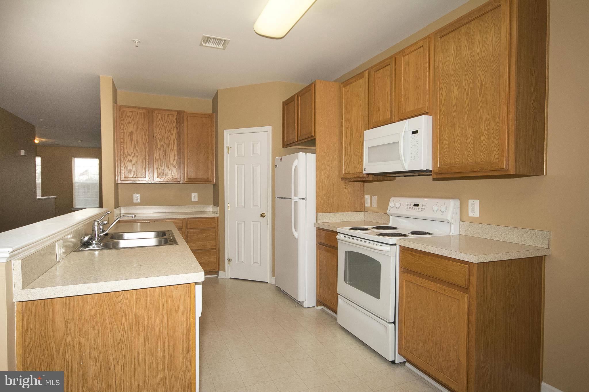 GREENWAY FARMS - Residential Lease