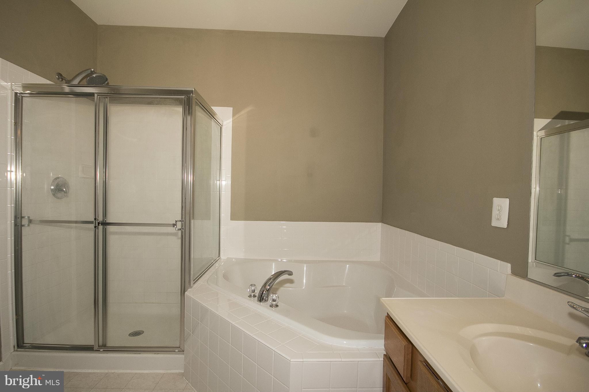 GREENWAY FARMS - Residential Lease
