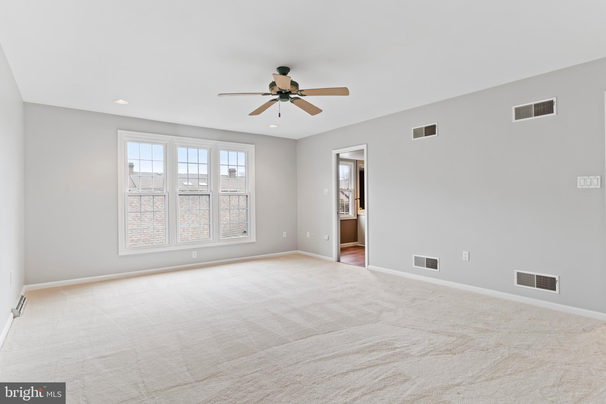 DEVONSHIRE SQUARE - Residential