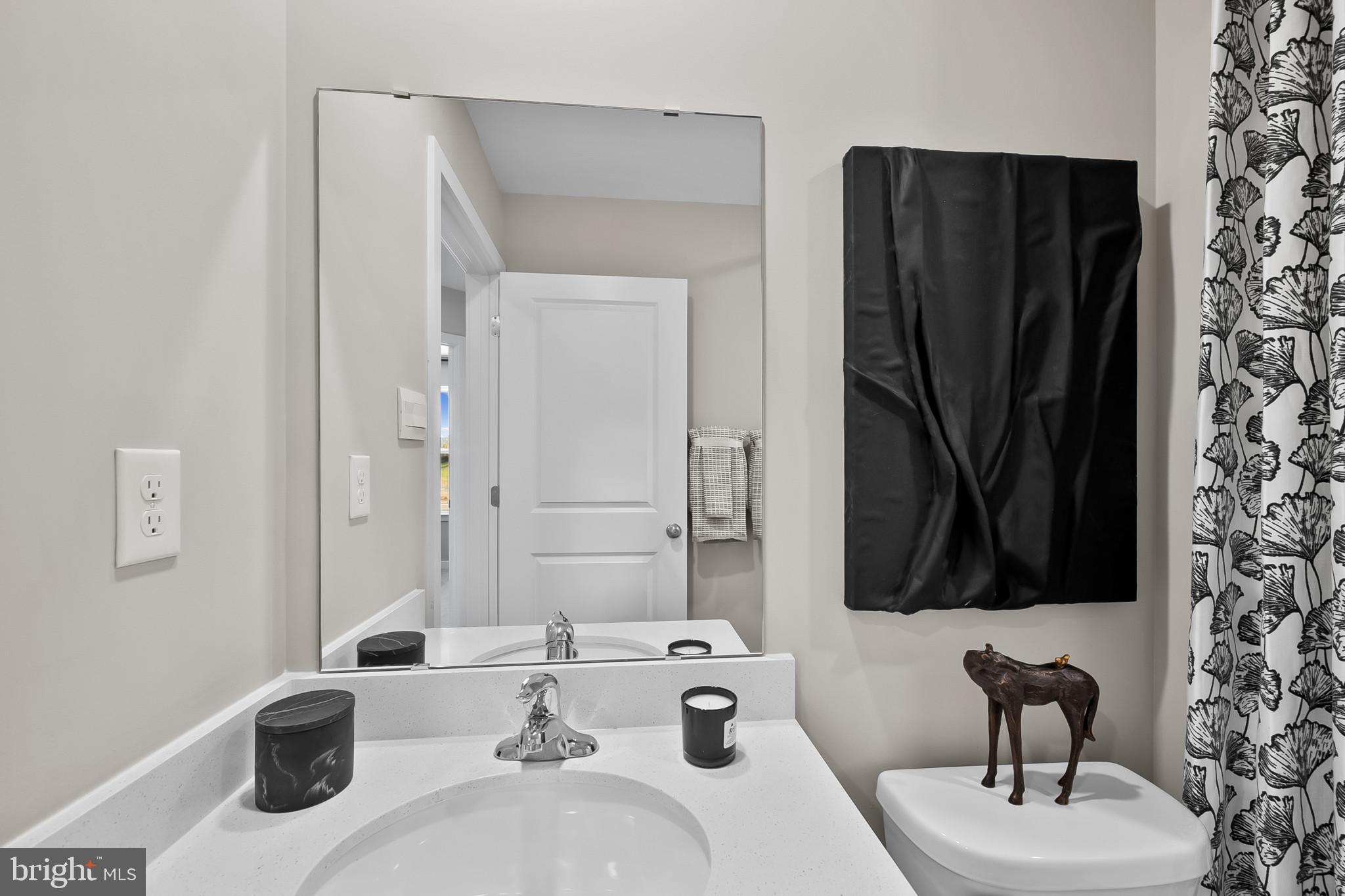 RIVERPOINTE - Residential