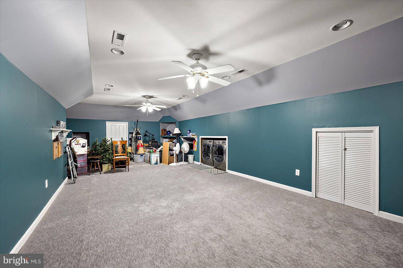 STEEPLECHASE - Residential