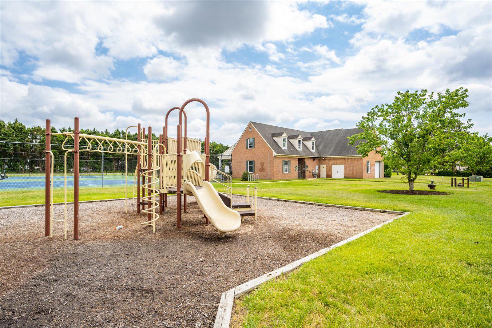 STEEPLECHASE - Residential