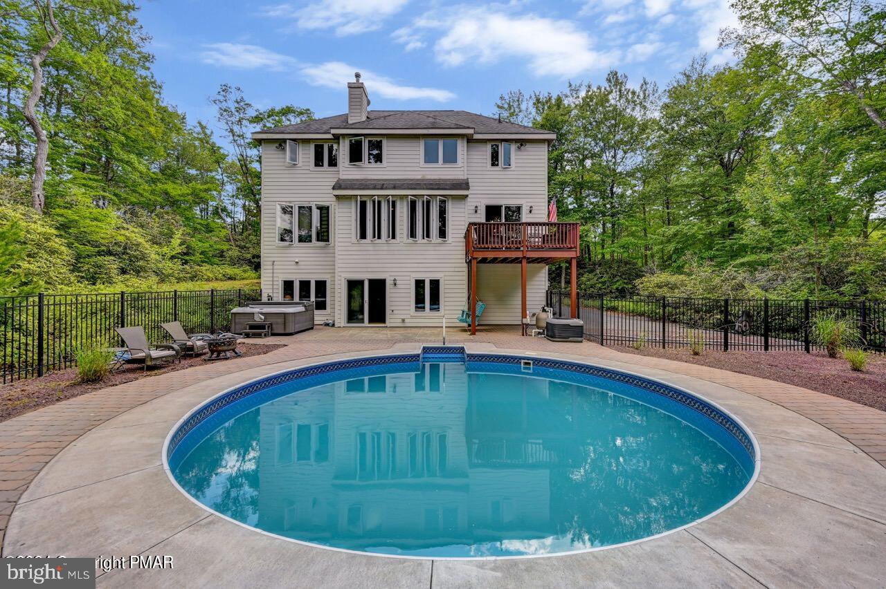 278 WOLF HOLLOW ROAD