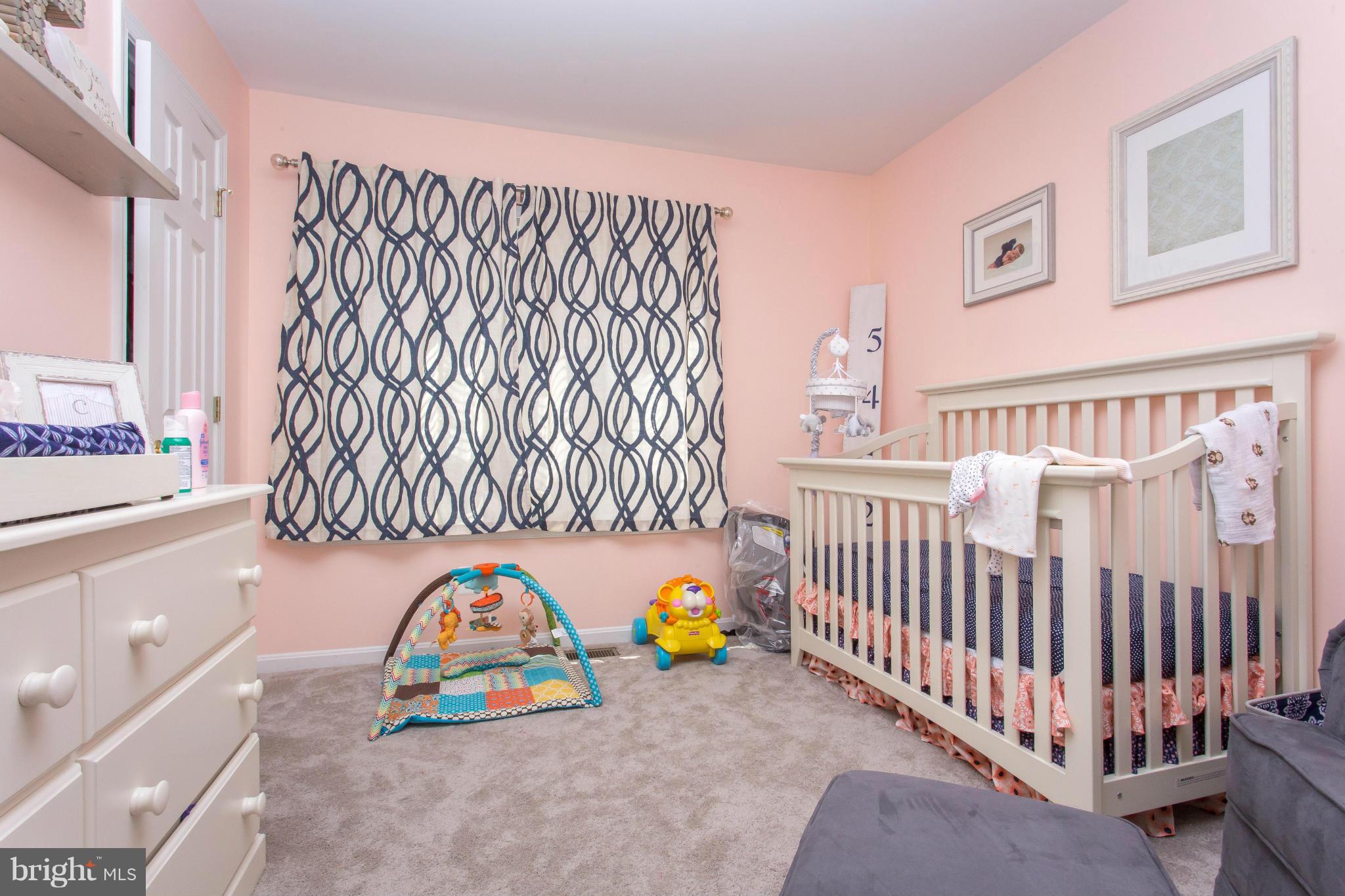 LAKE ARROWHEAD - Residential