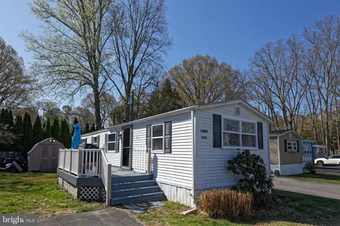 19989 Center Avenue Unit D95, Rehoboth Beach, DE MLS: DESU2083342