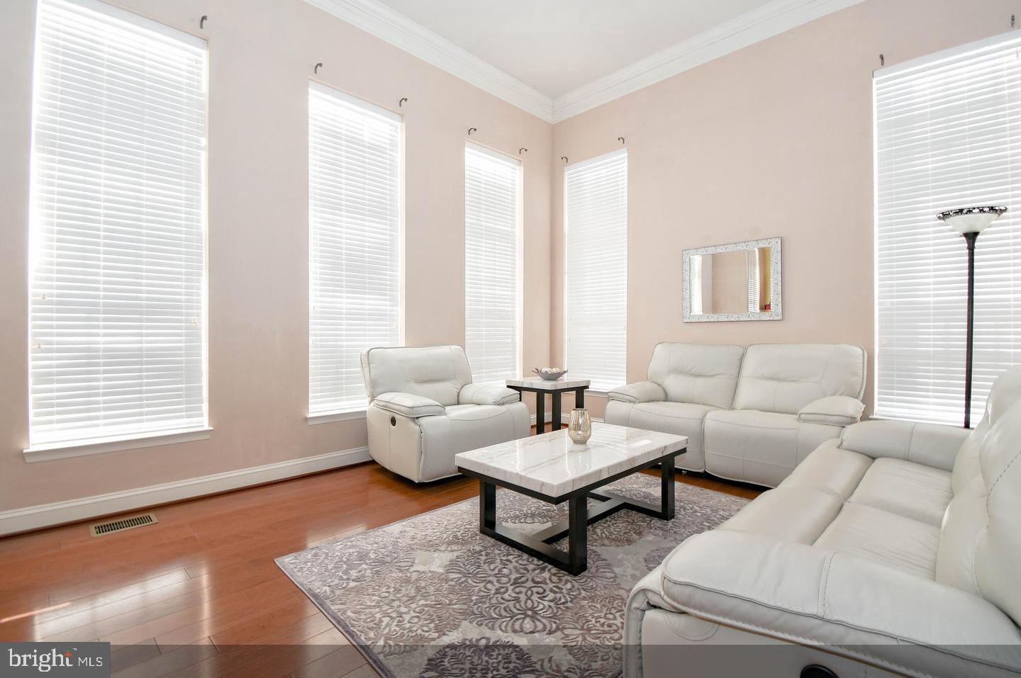 MARKET CENTER CONDOMINIUM - Residential Lease