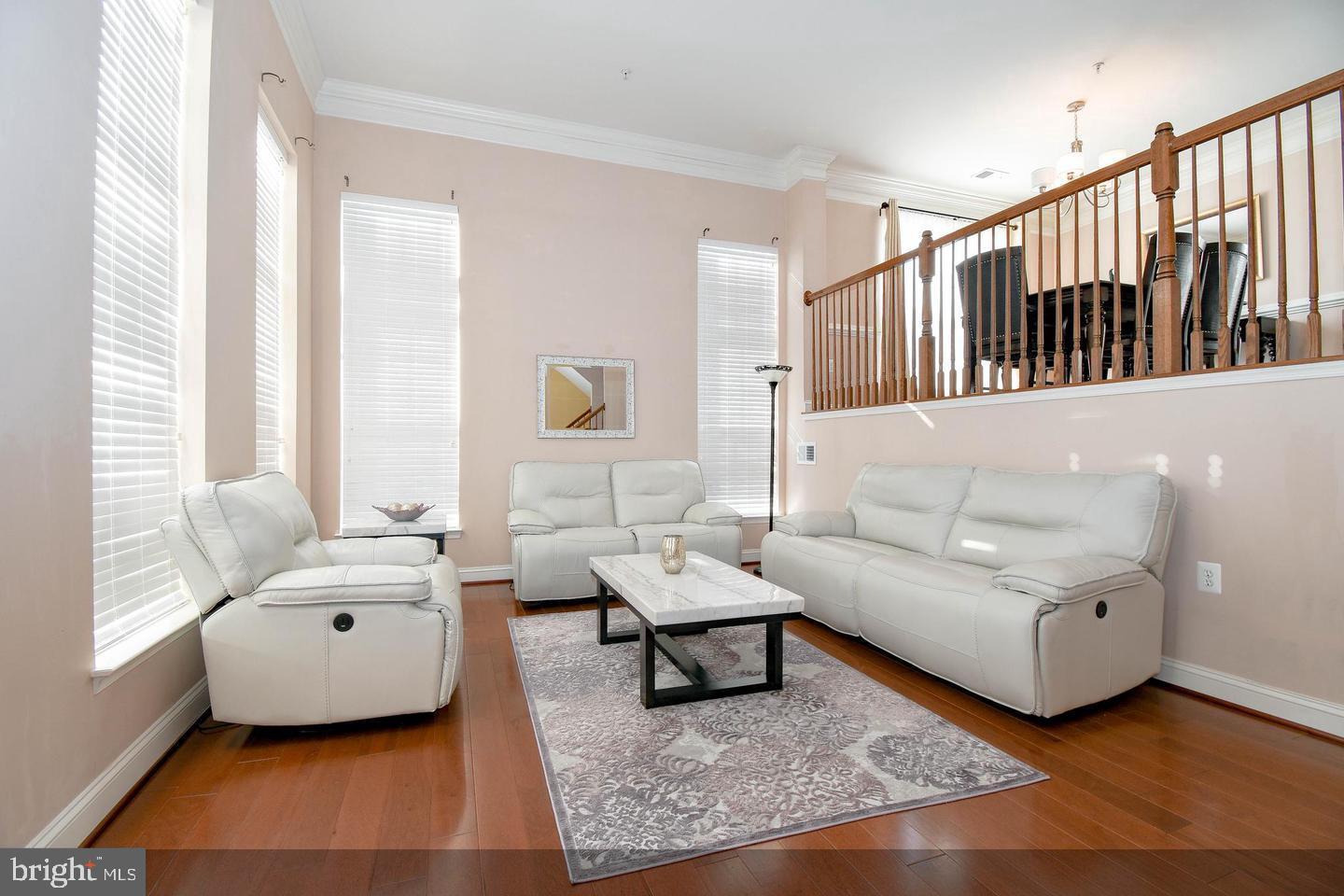 MARKET CENTER CONDOMINIUM - Residential Lease