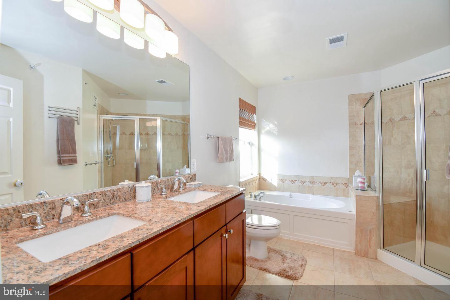 MARKET CENTER CONDOMINIUM - Residential Lease