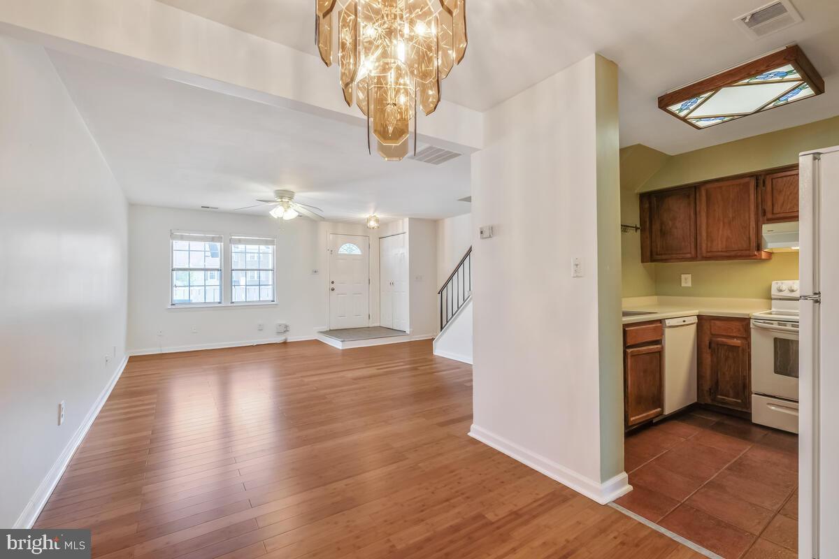 GREENFIELDS - Residential