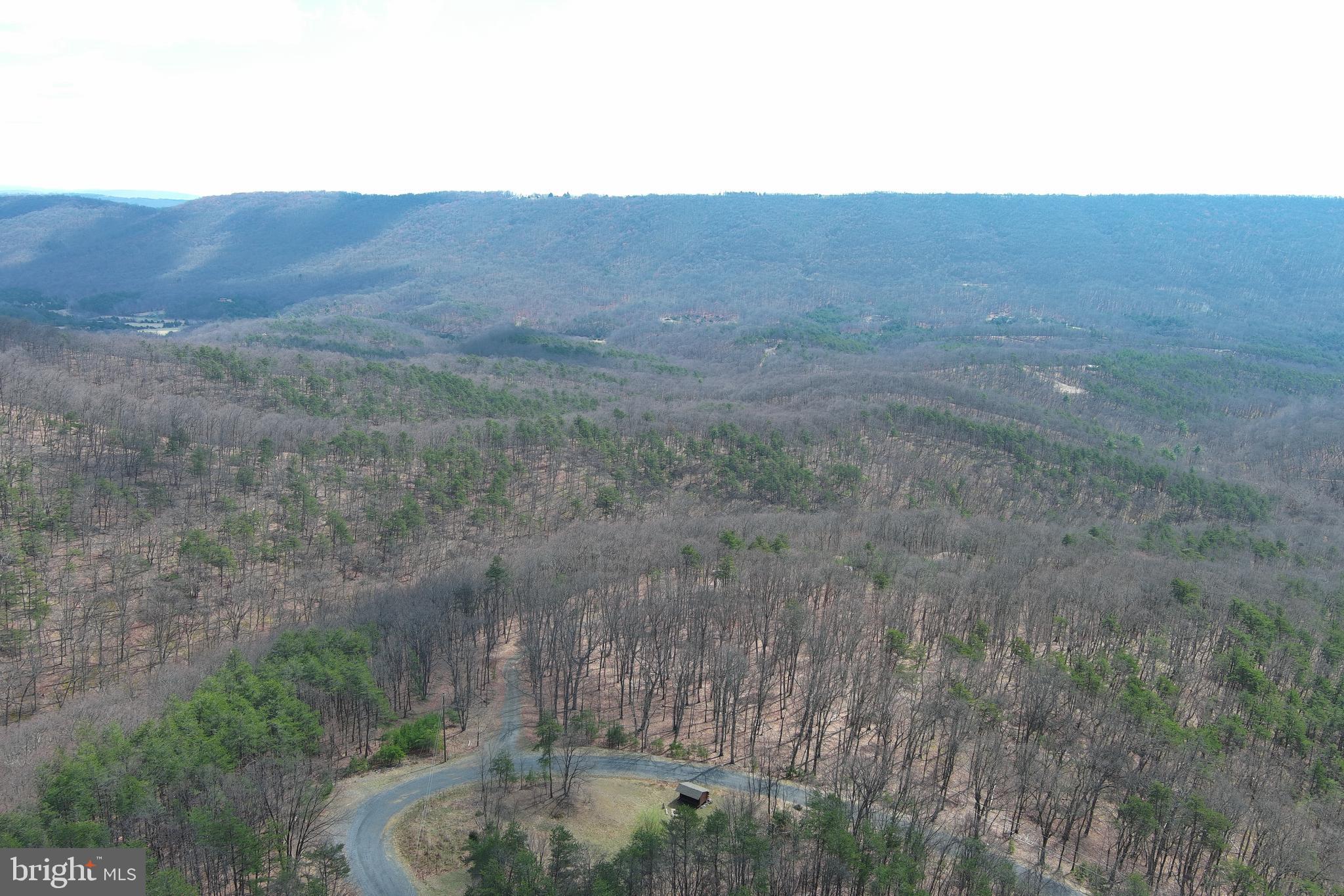 BLUFFS ON THE POTOMAC - Land