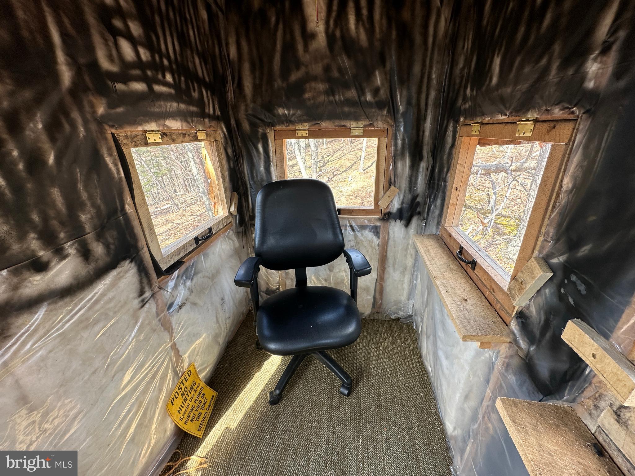 BLUFFS ON THE POTOMAC - Land