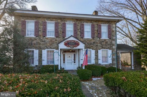 1160 OLD BERNVILLE ROAD READING PA 19605
