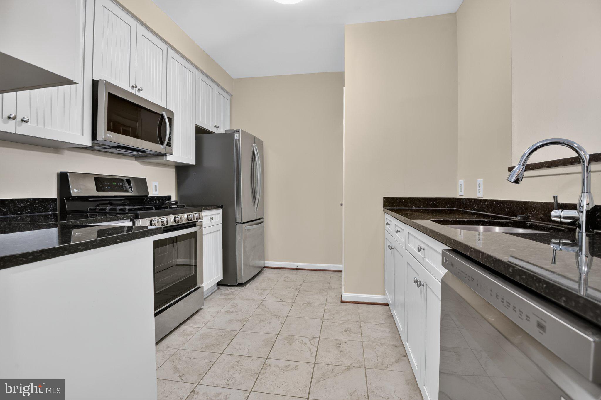 801 S GREENBRIER STREET 210