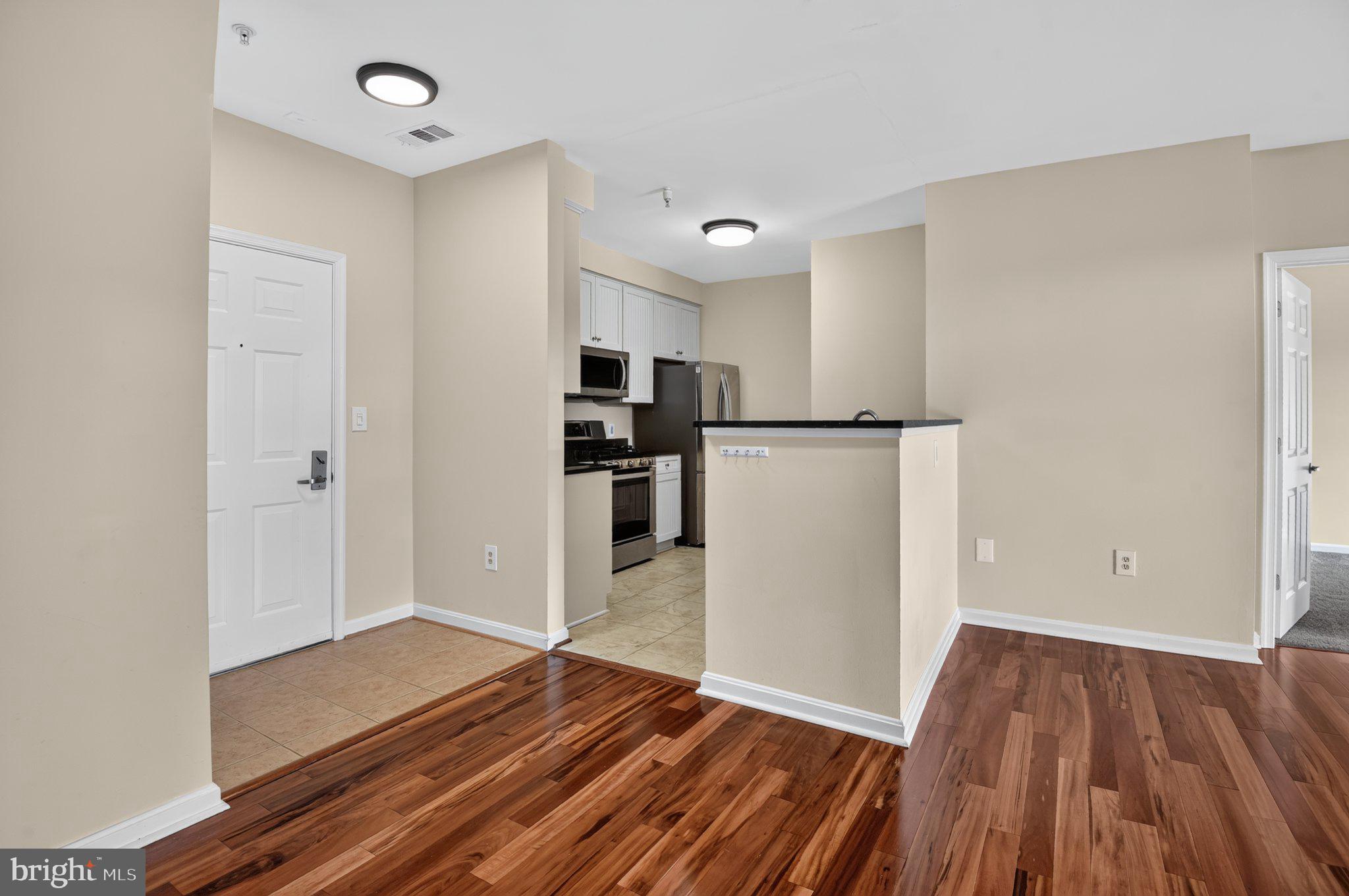 801 S GREENBRIER STREET 210