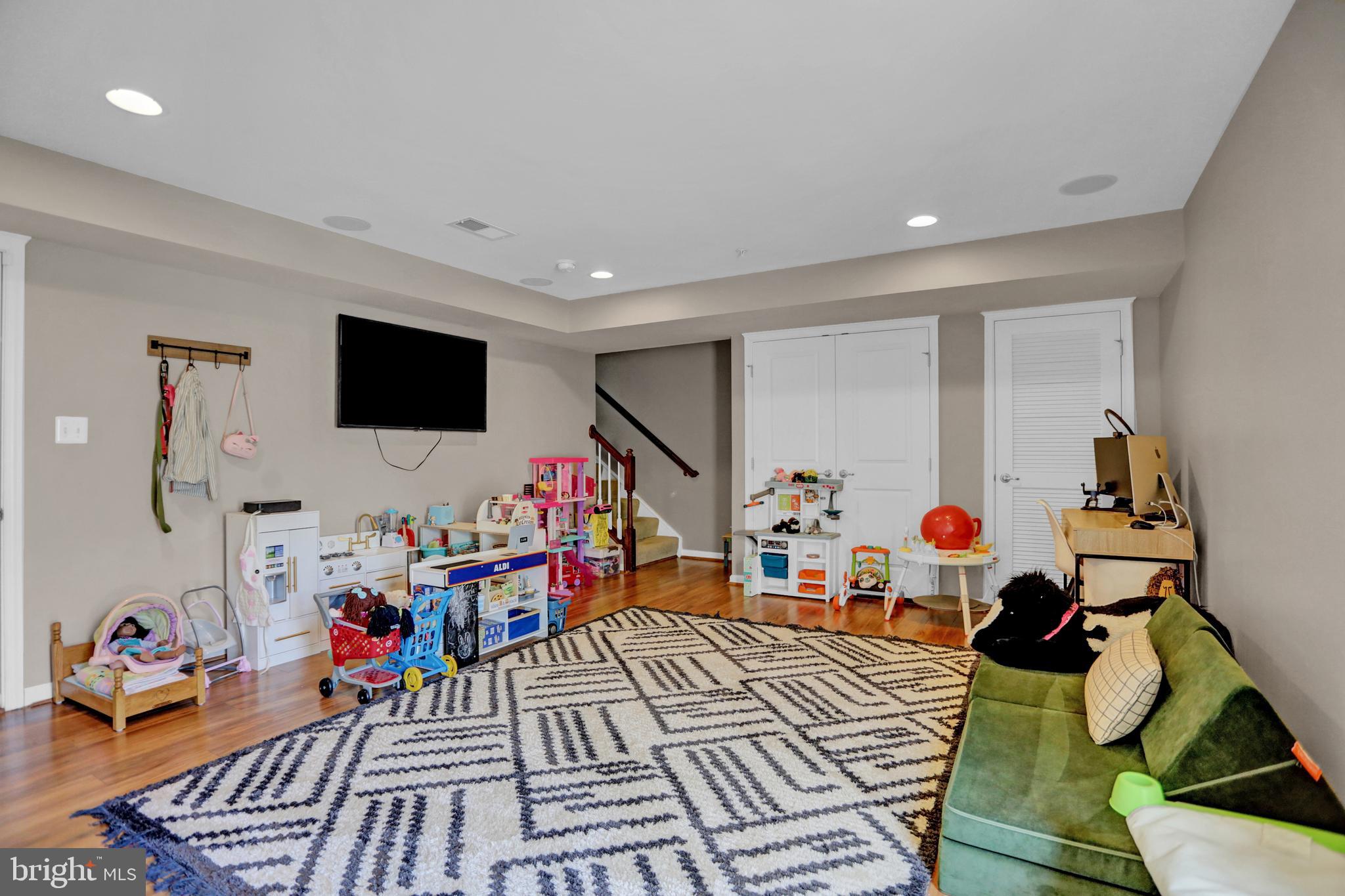 GREENWAY FARMS - Residential