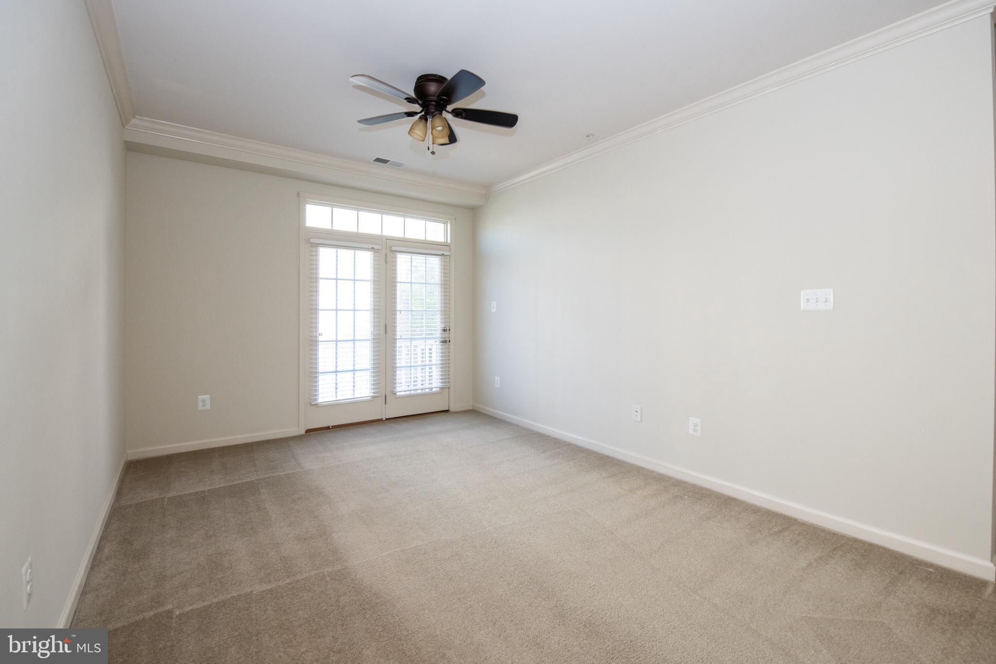 MARKET SQUARE - Residential Lease