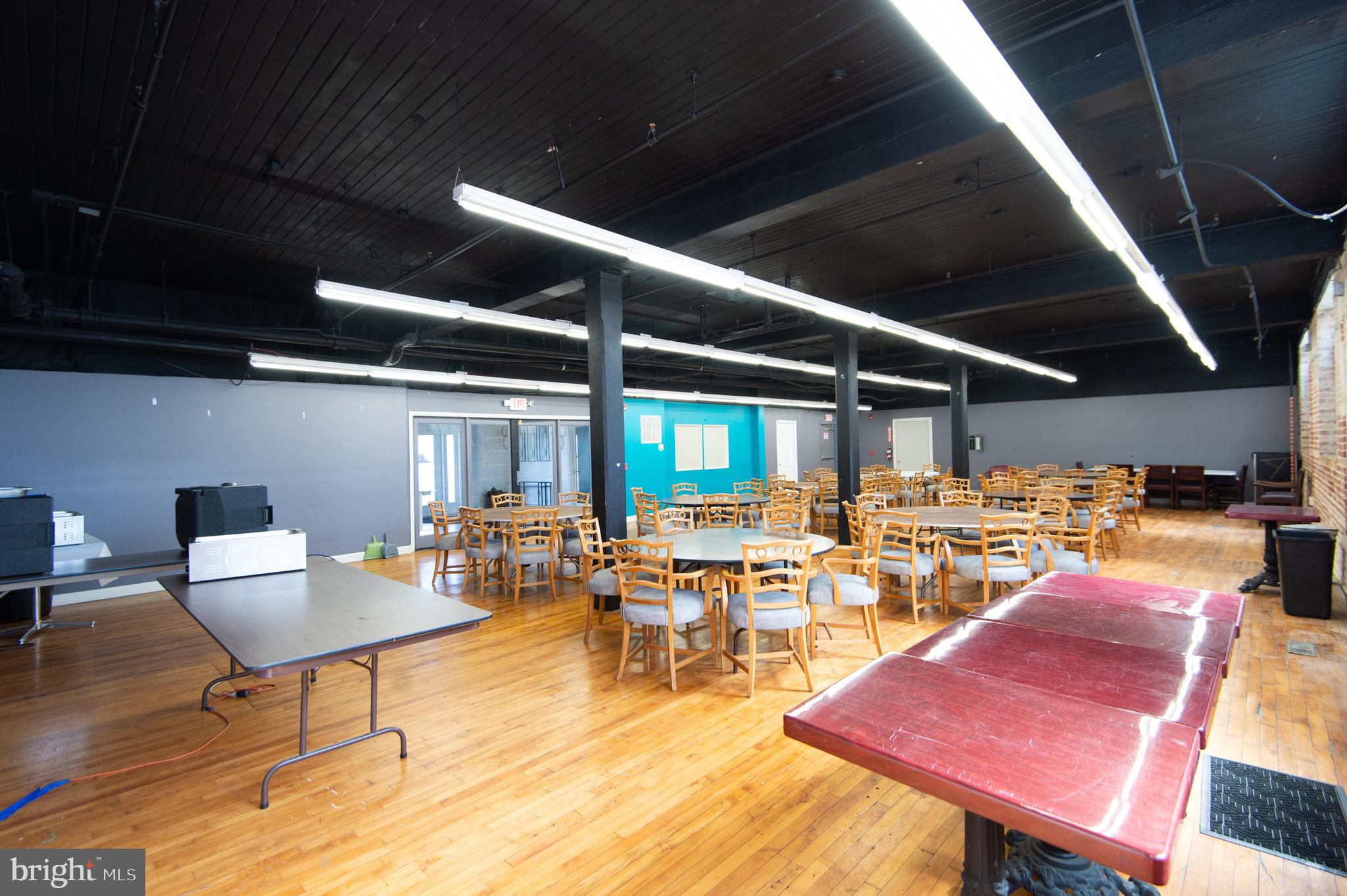 RACE STREET - Commercial Sale