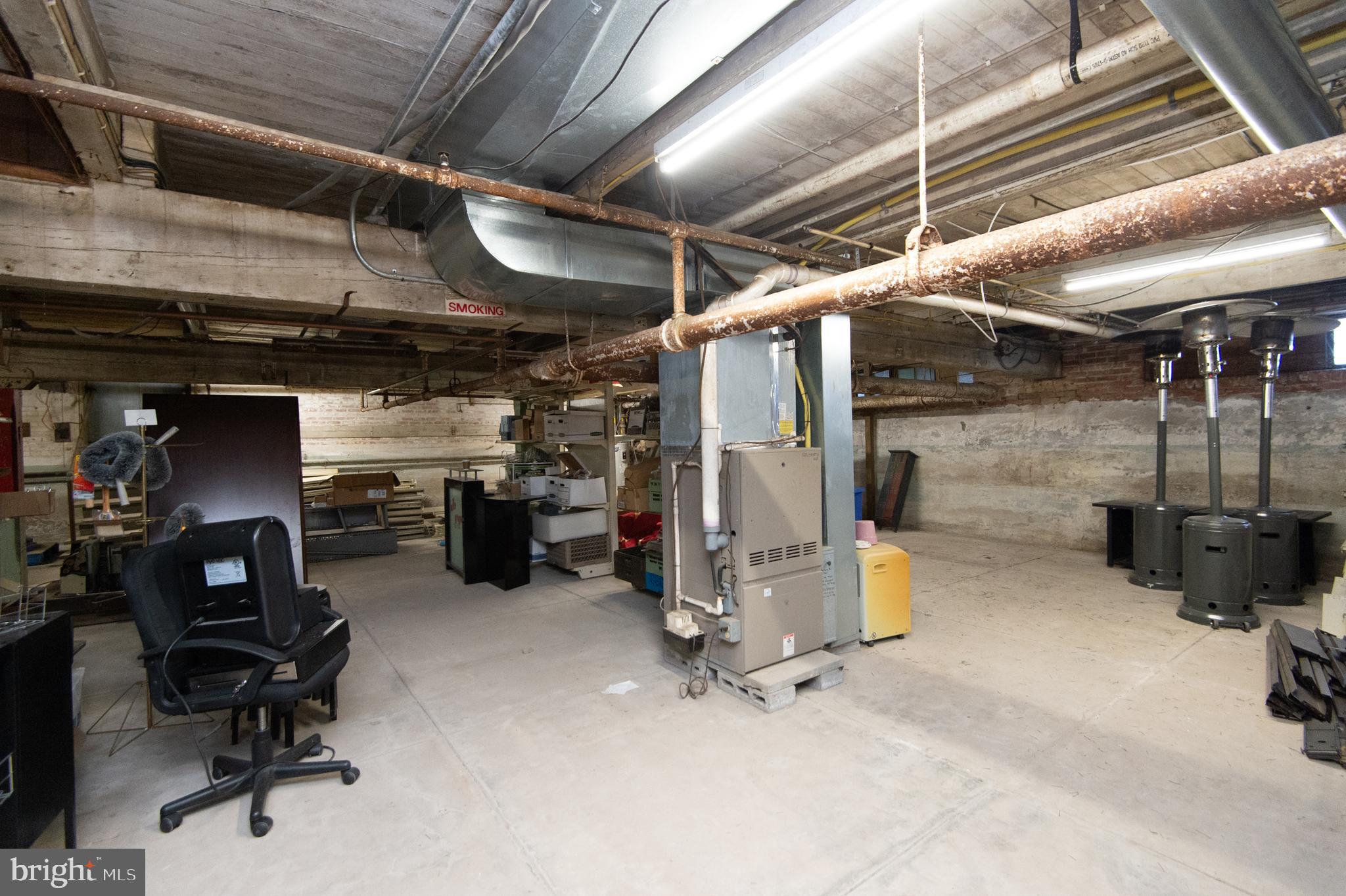 RACE STREET - Commercial Sale