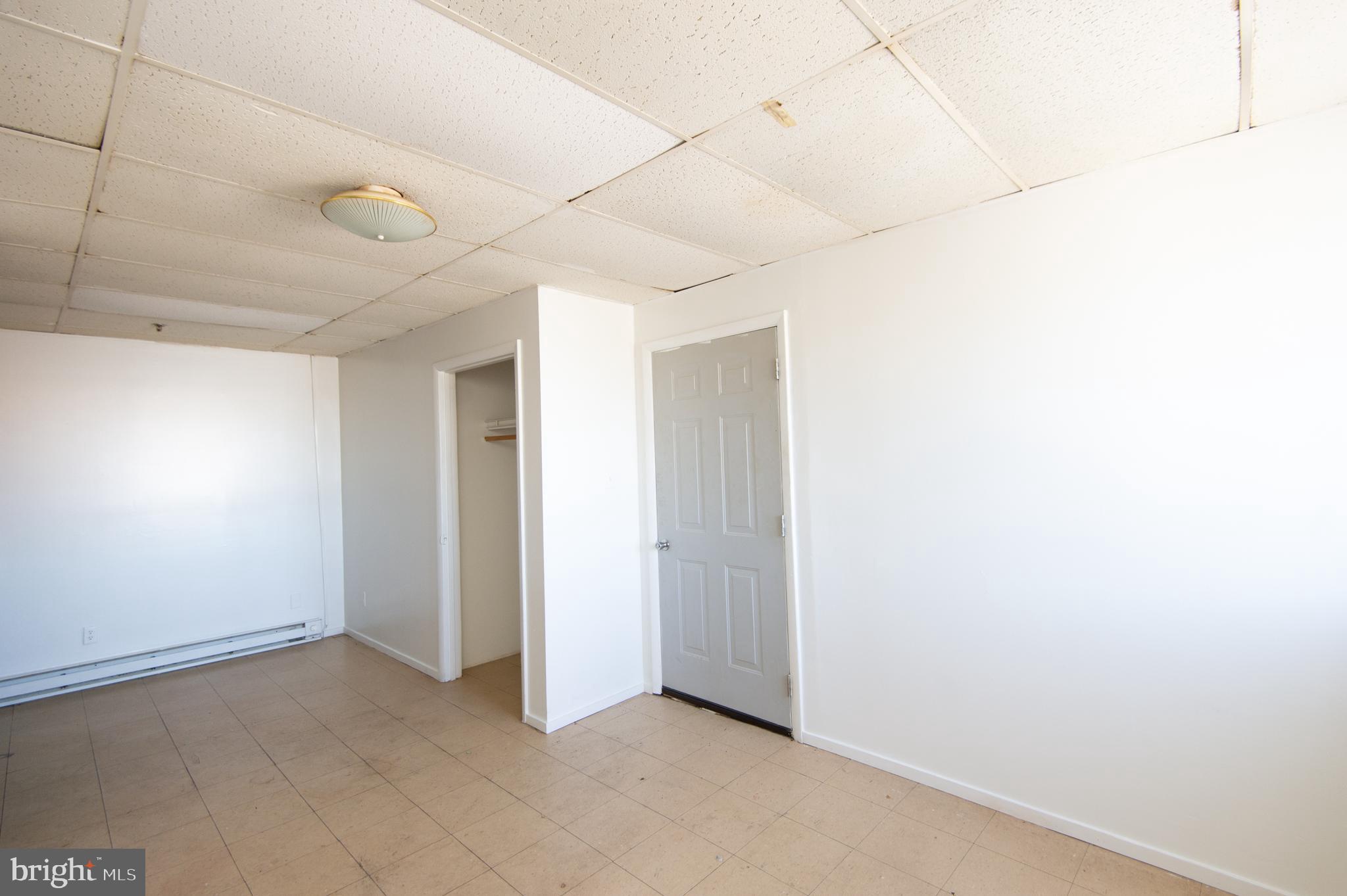 RACE STREET - Commercial Sale