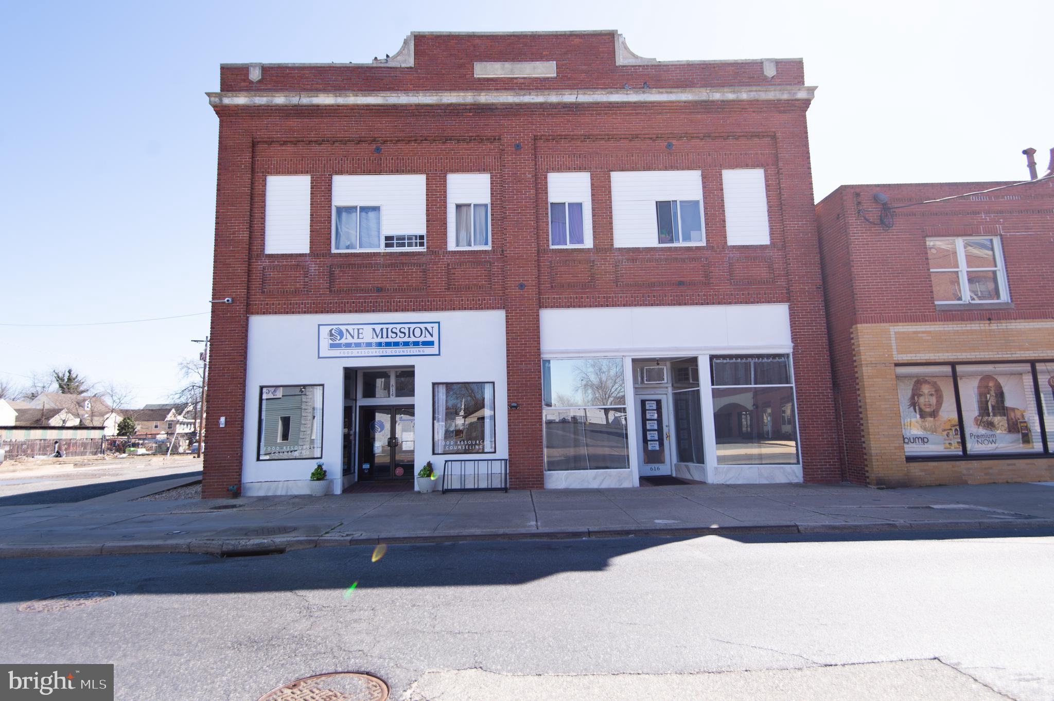 RACE STREET - Commercial Sale