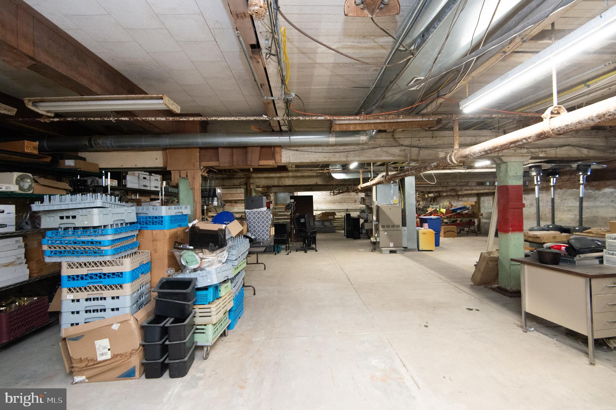 RACE STREET - Commercial Sale