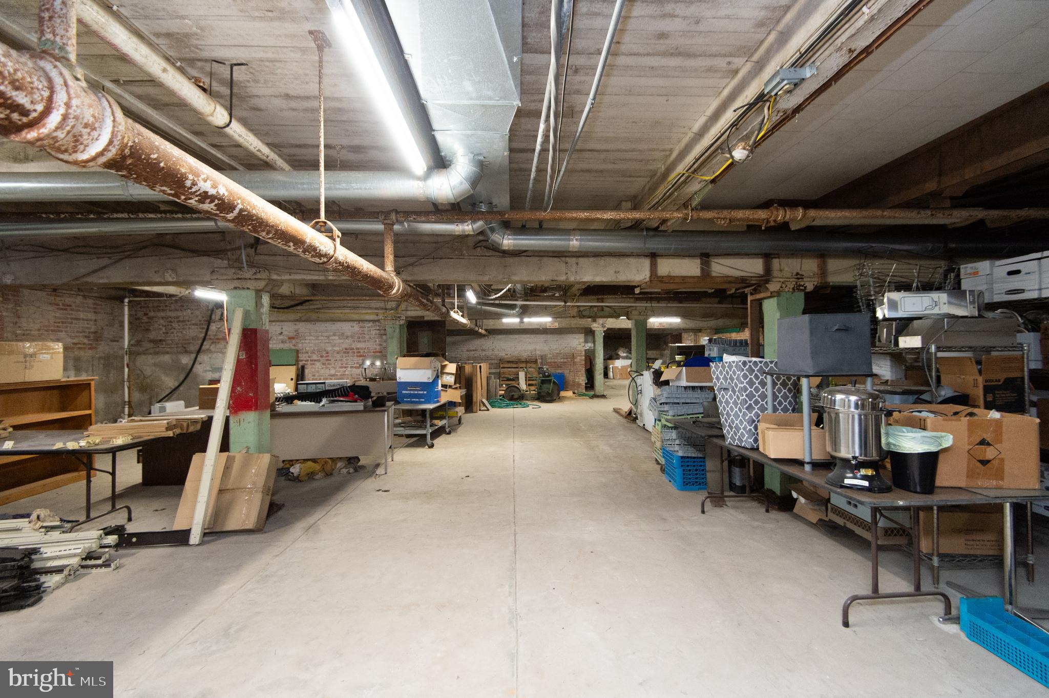 RACE STREET - Commercial Sale