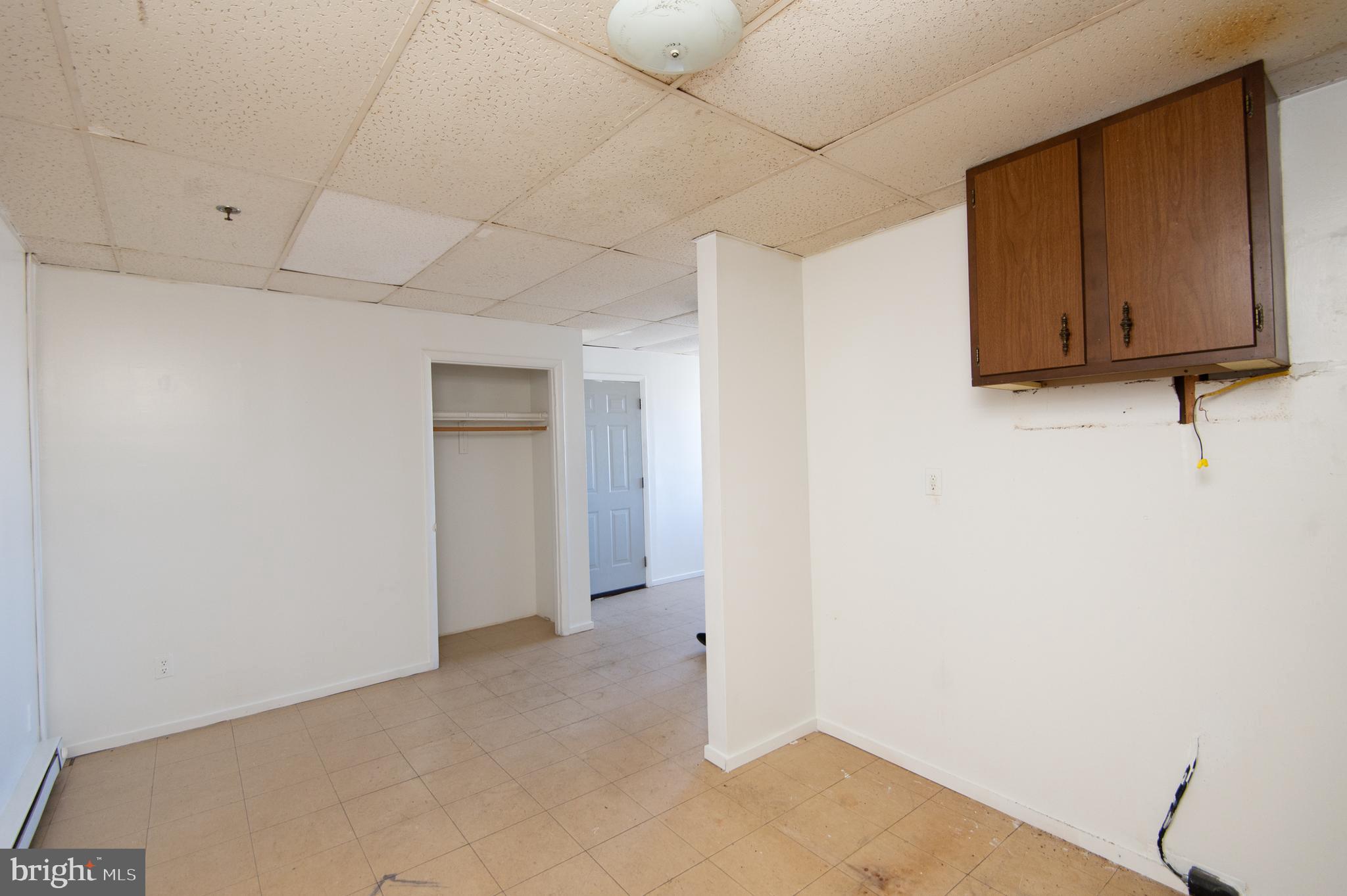 RACE STREET - Commercial Sale