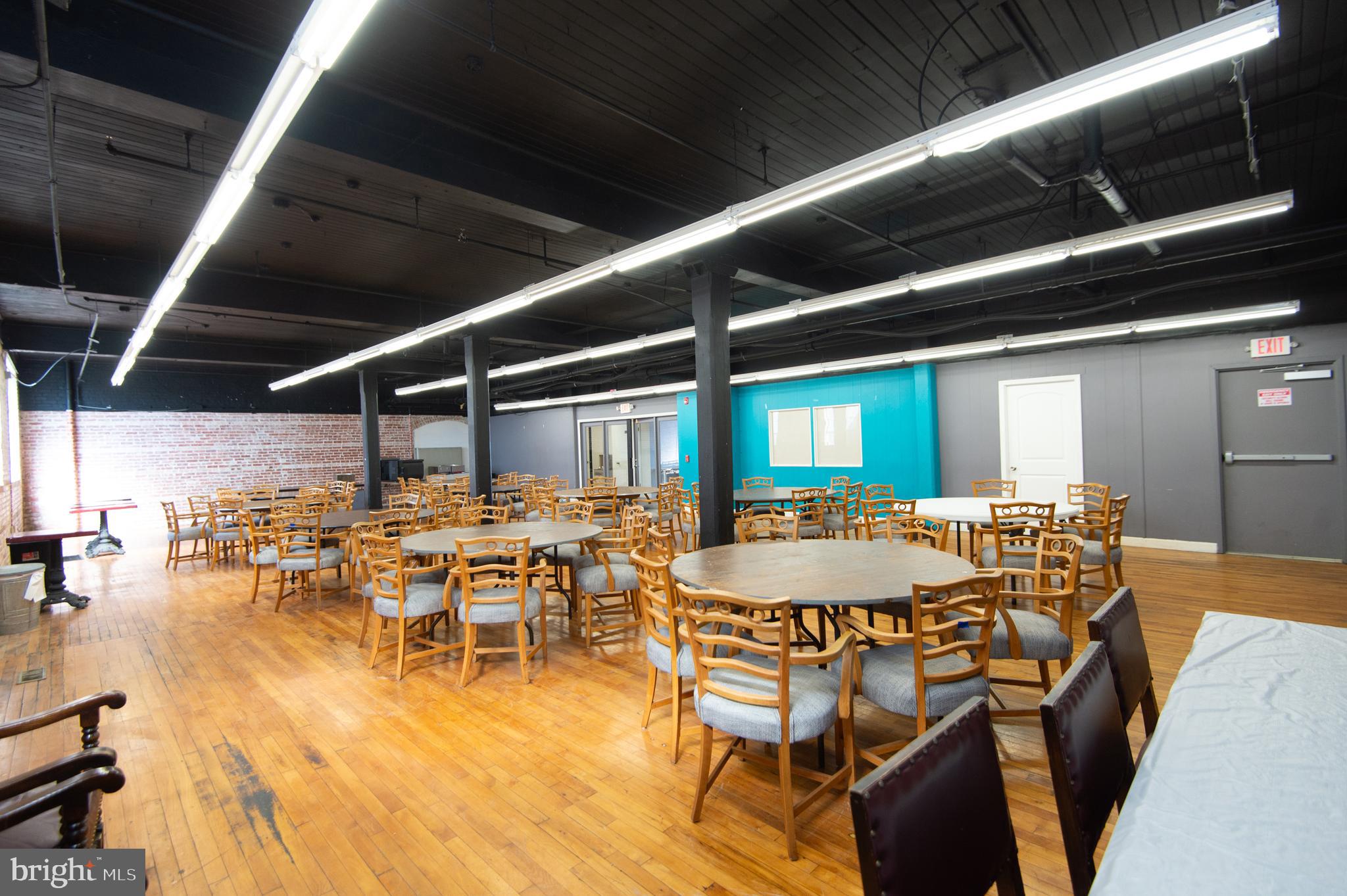 RACE STREET - Commercial Sale