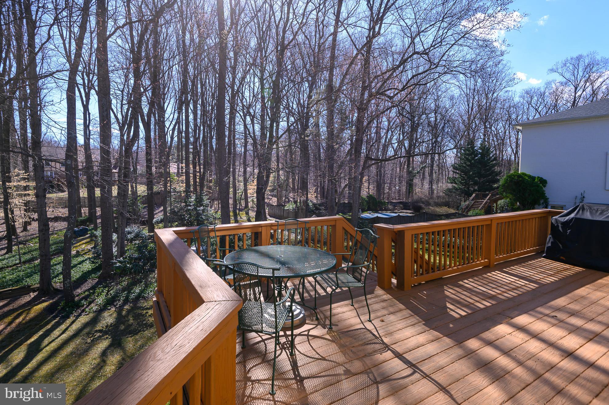 LANGLEY OAKS - Residential