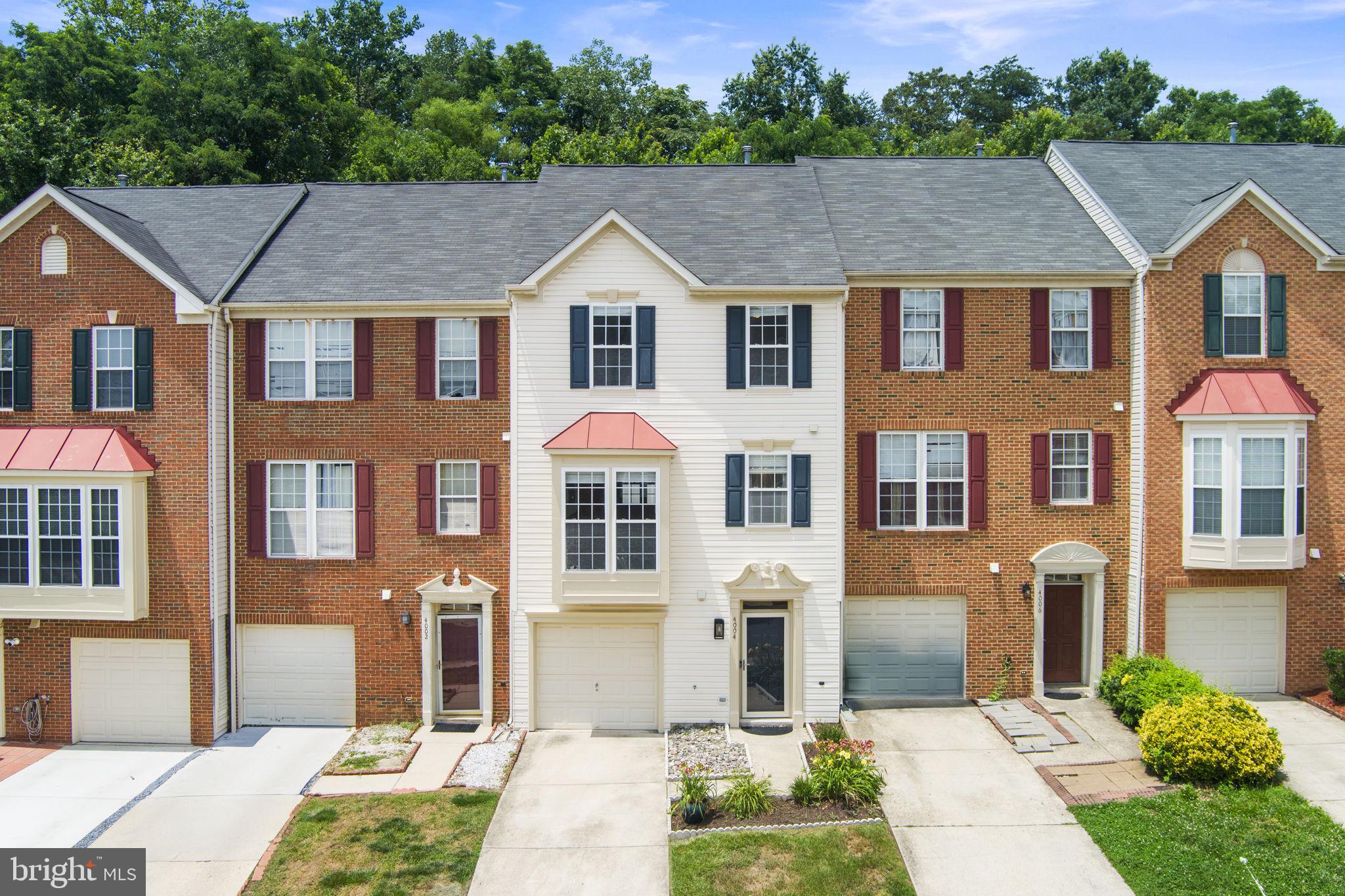 4004 MEADOW TRAIL LANE