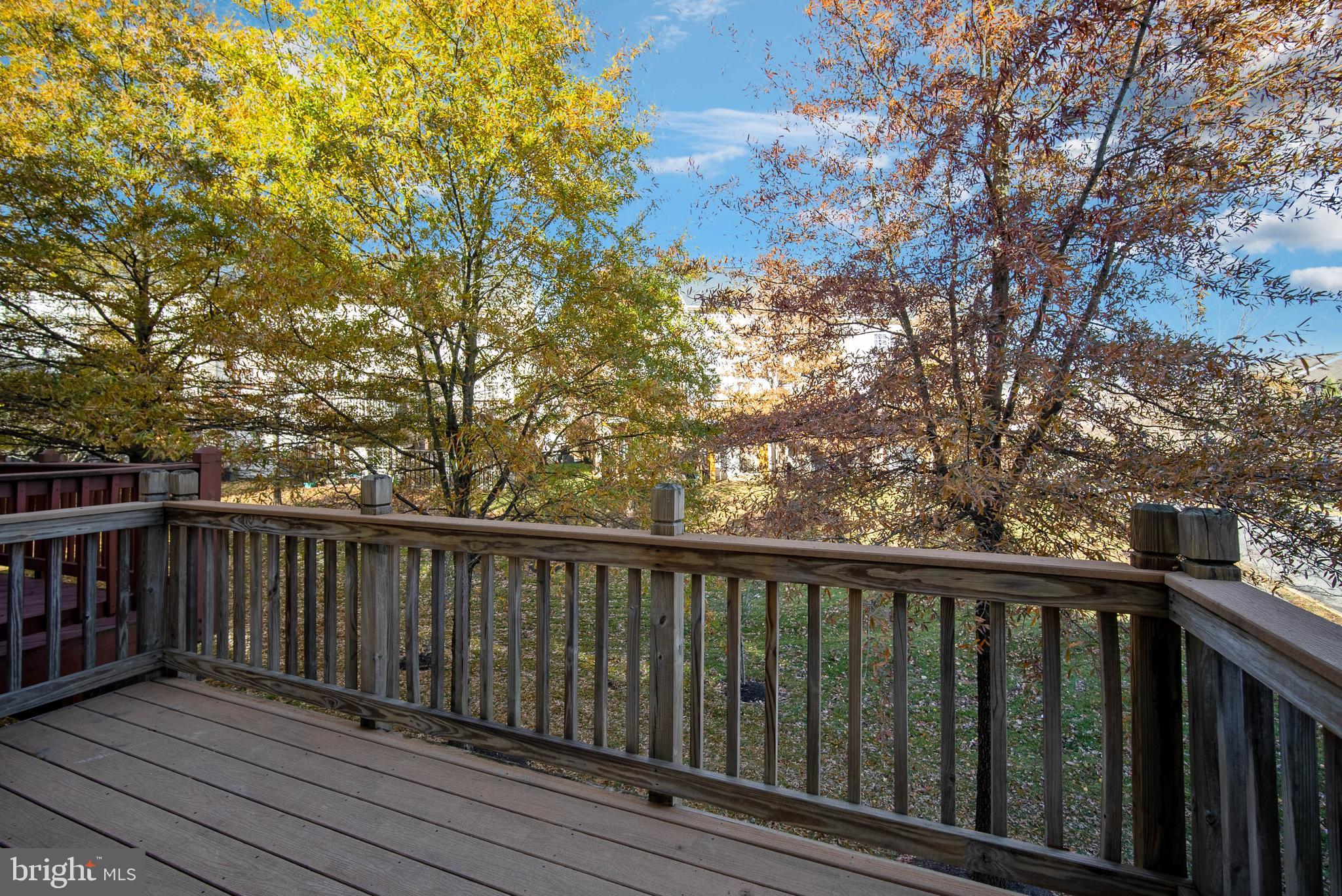 RUSSETT - Residential