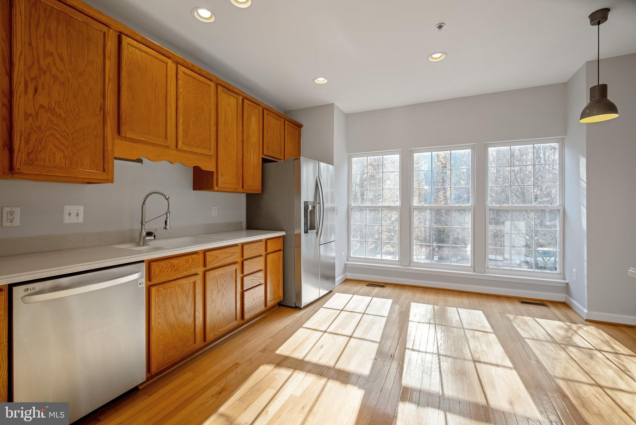 RUSSETT - Residential