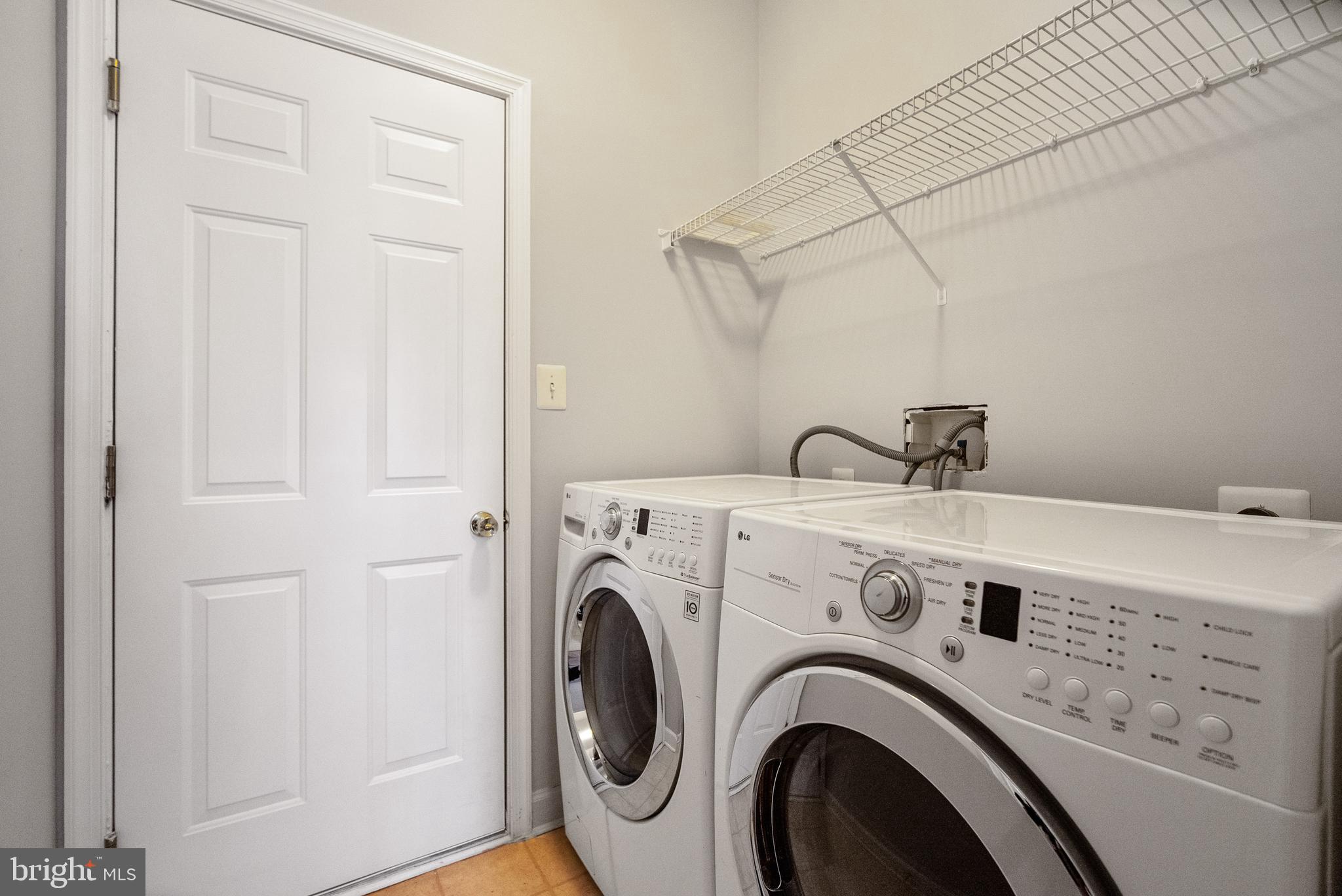 RUSSETT - Residential