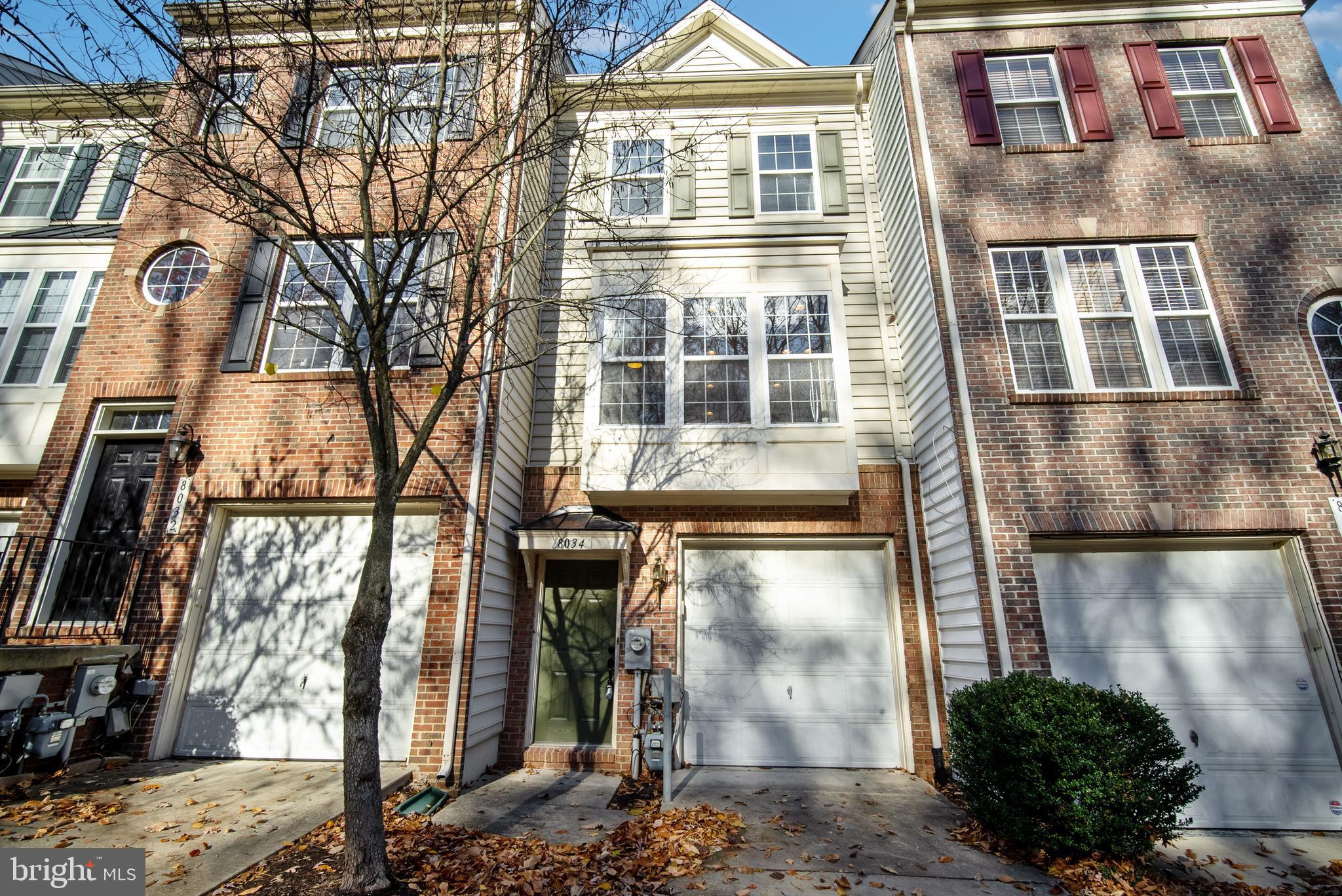 RUSSETT - Residential