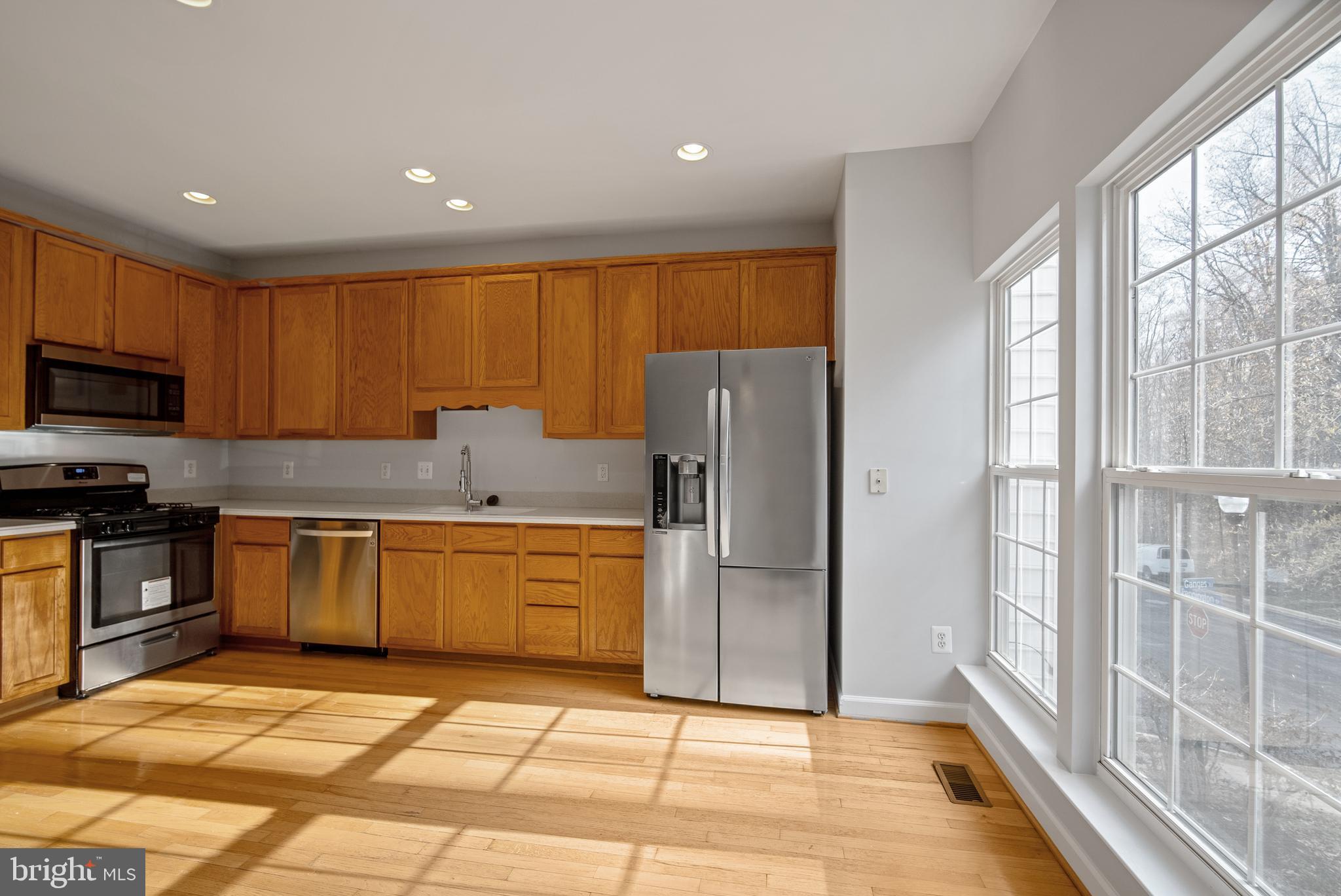 RUSSETT - Residential