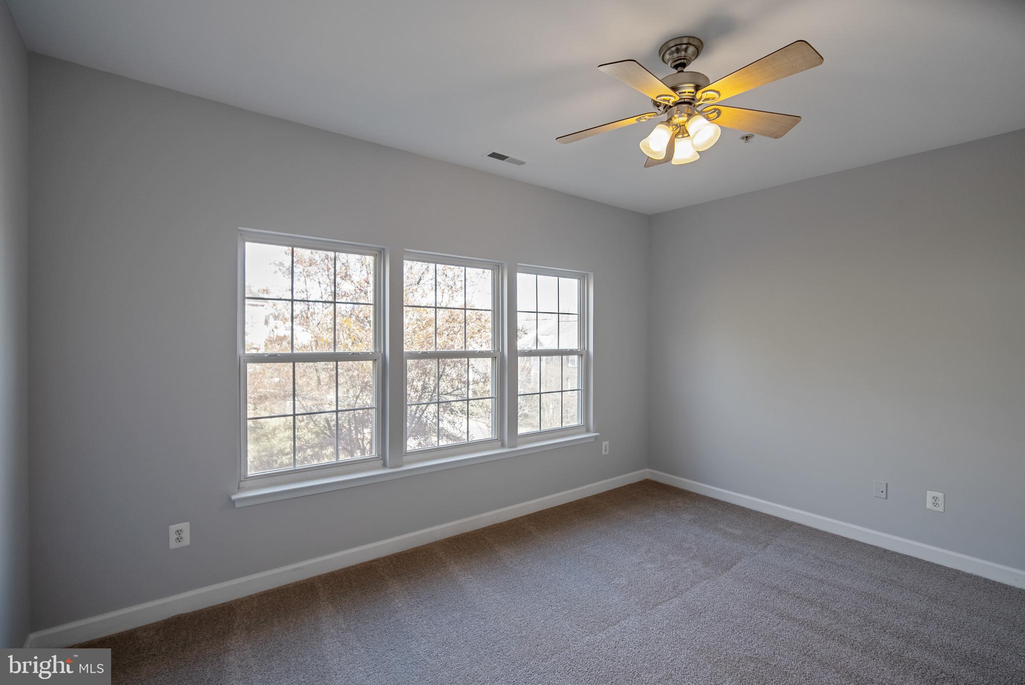 RUSSETT - Residential