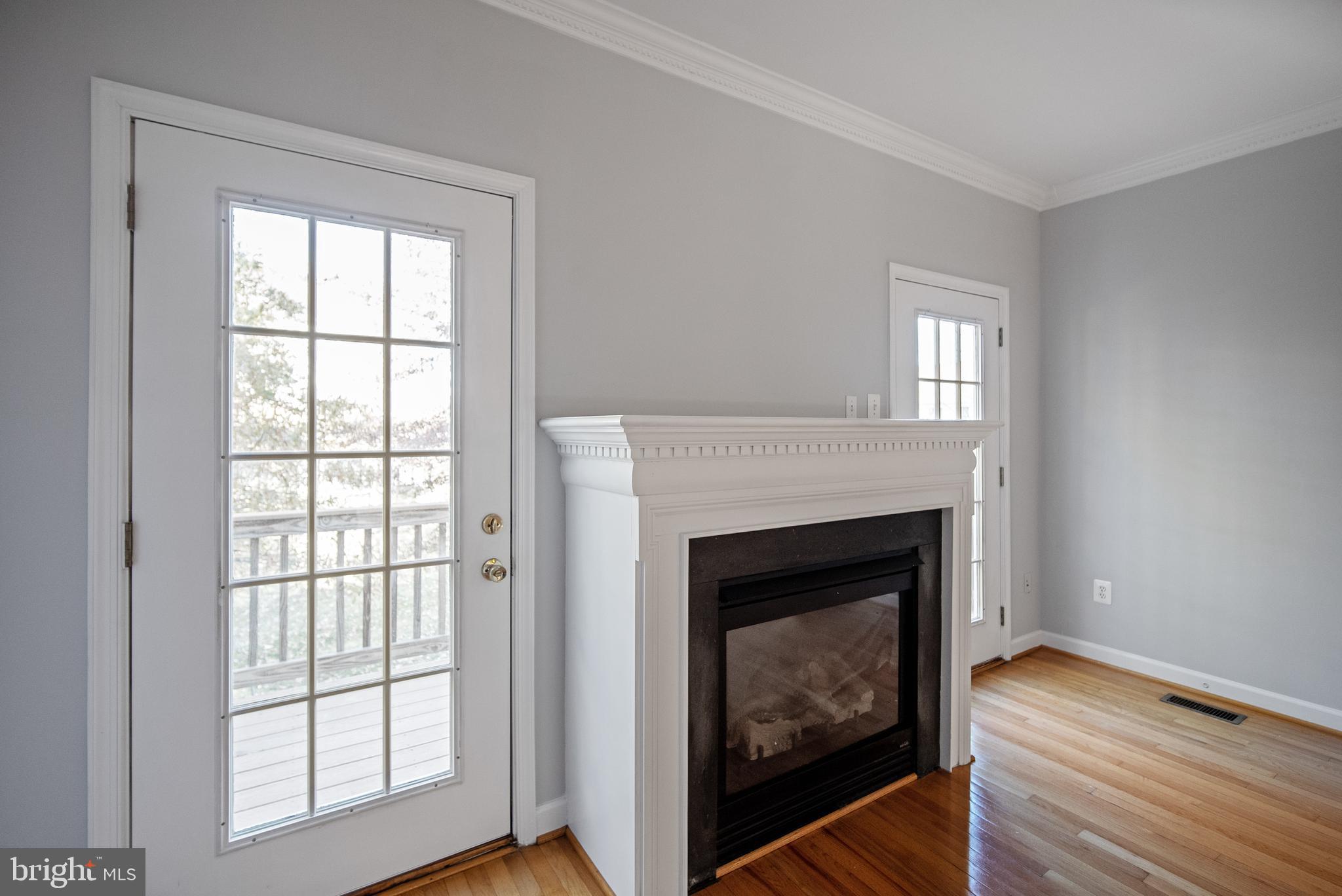 RUSSETT - Residential