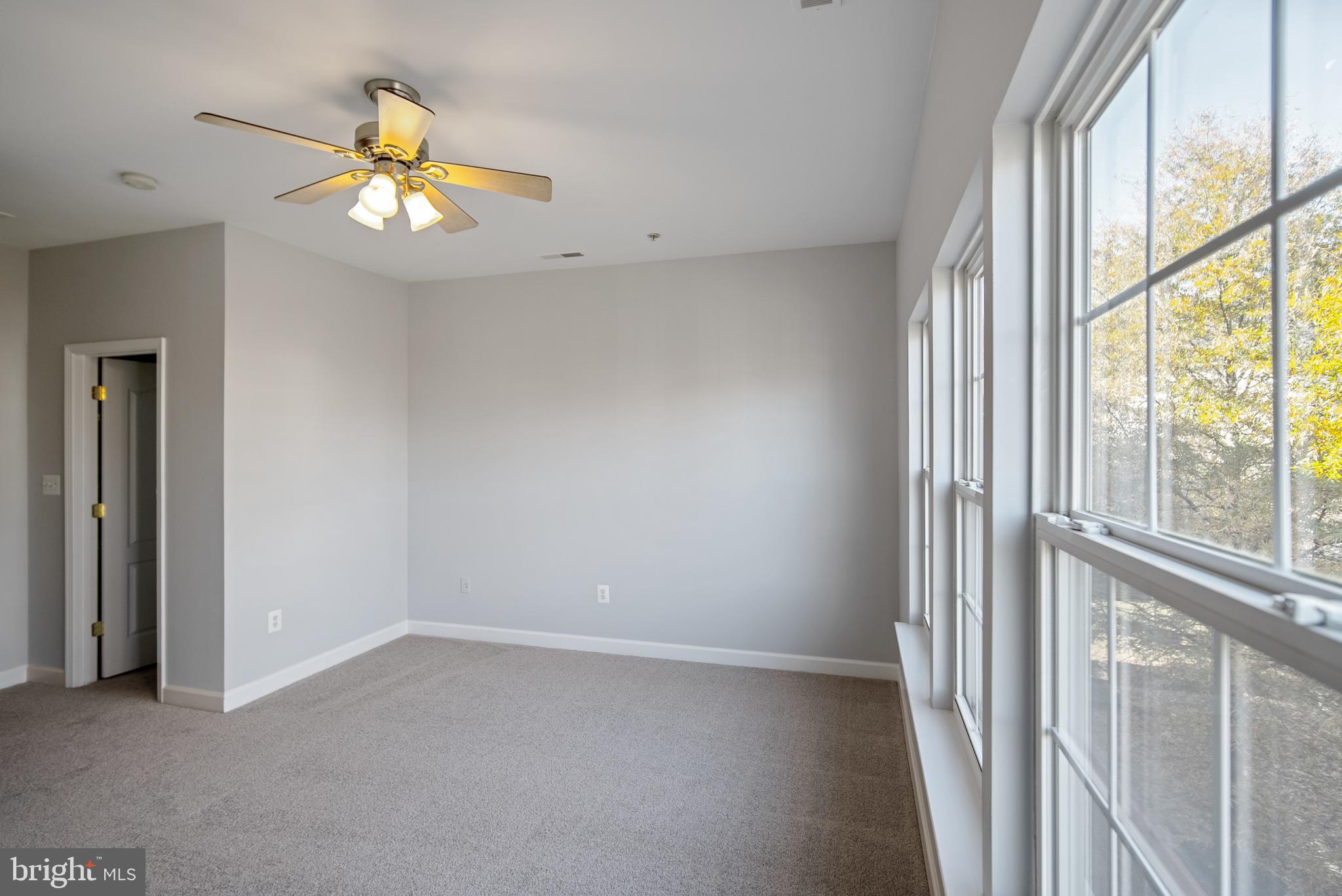 RUSSETT - Residential